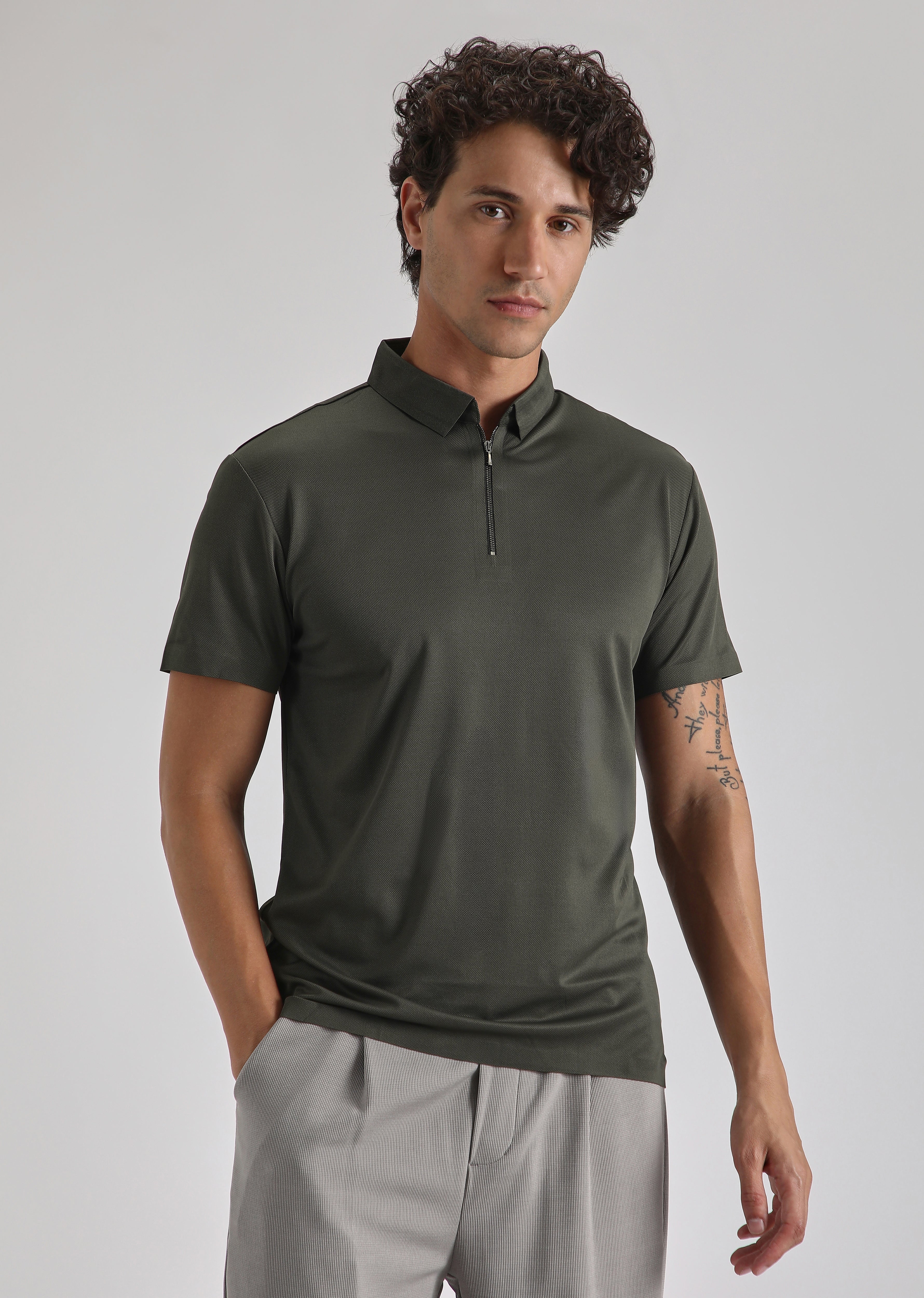 Olive Plain Zipper Stitchless Polo T-shirt - Image 3
