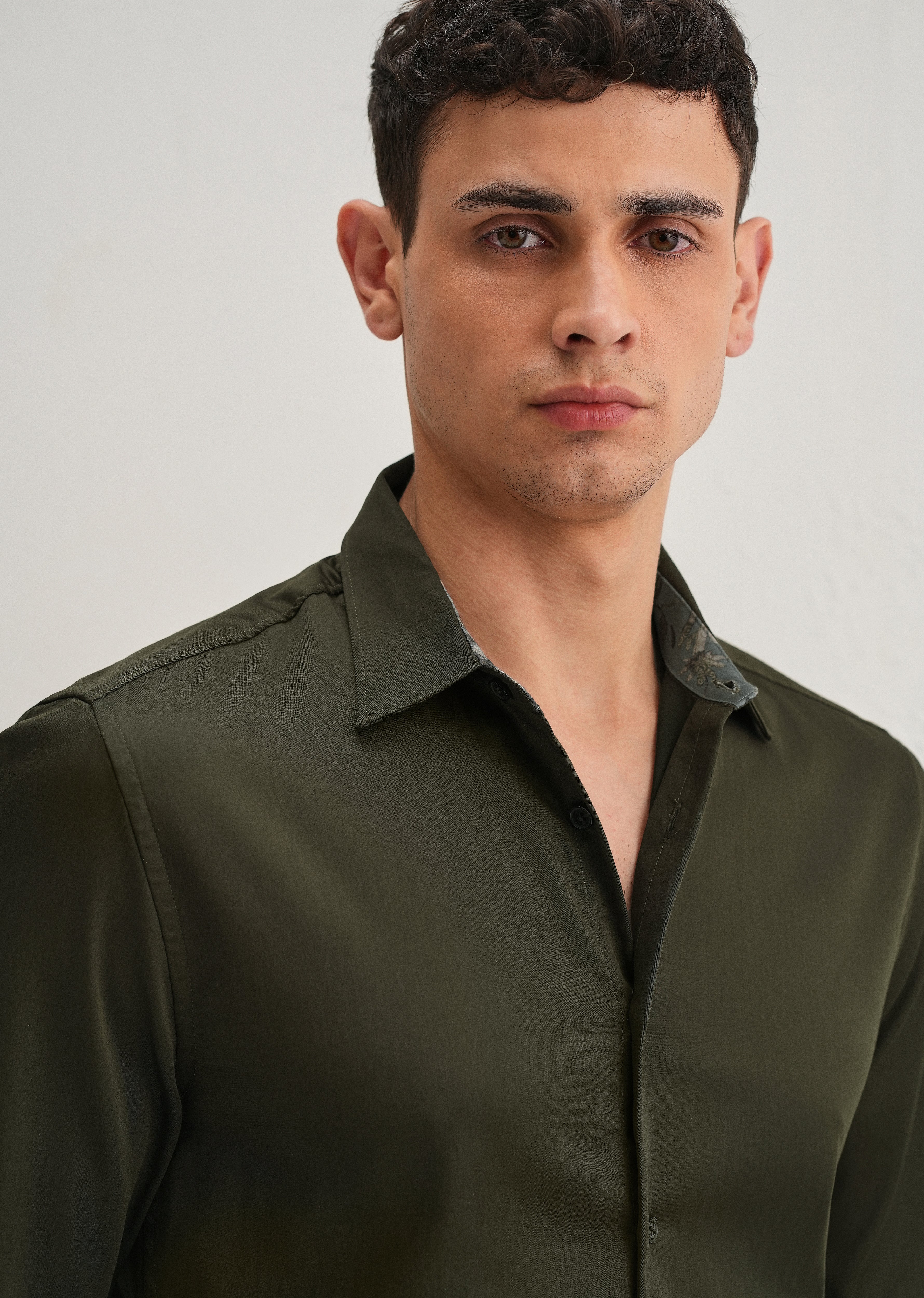 Olive Printed Cuff Shirt - Image 6