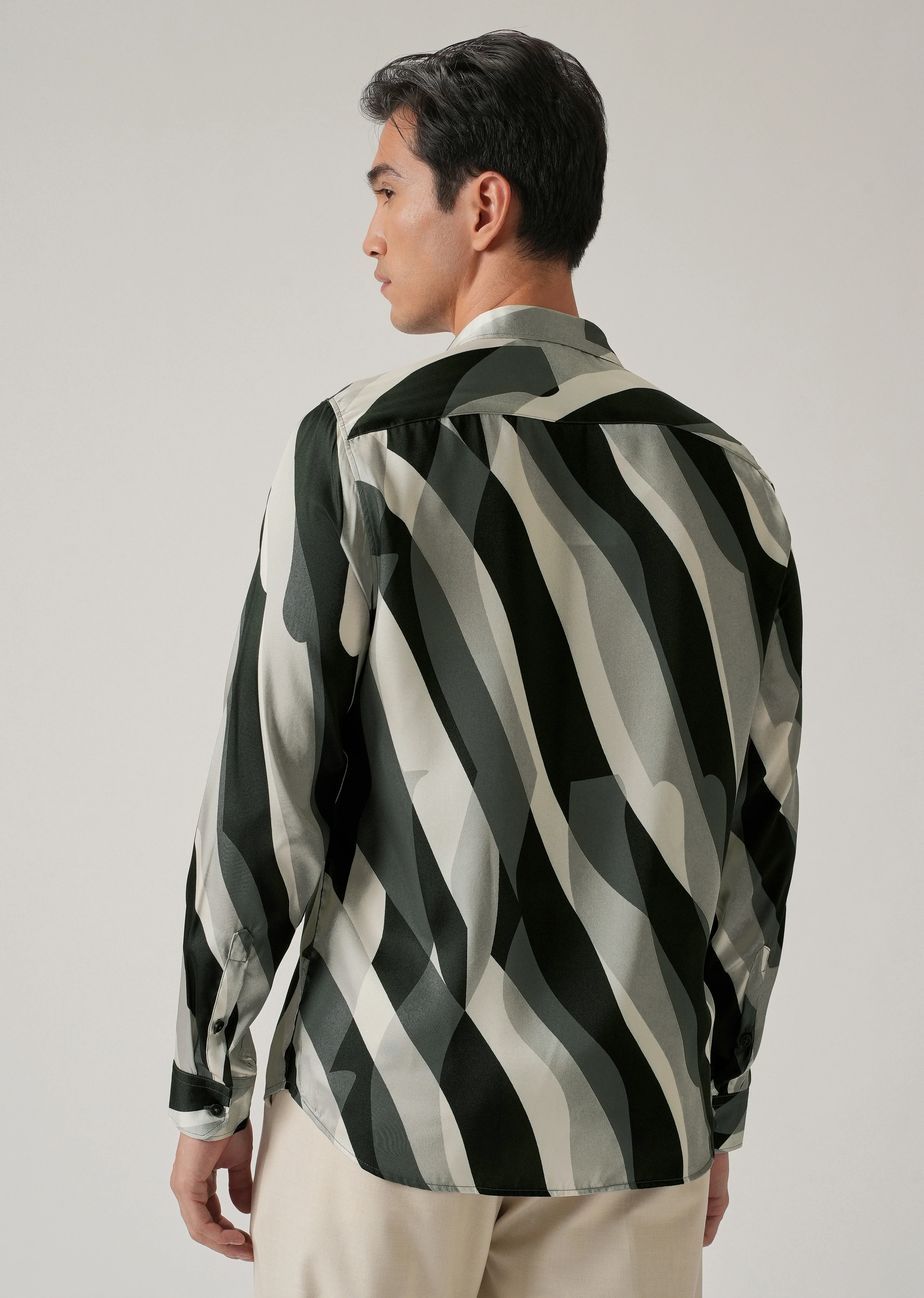 Olive Wave Print Shirt - Image 2