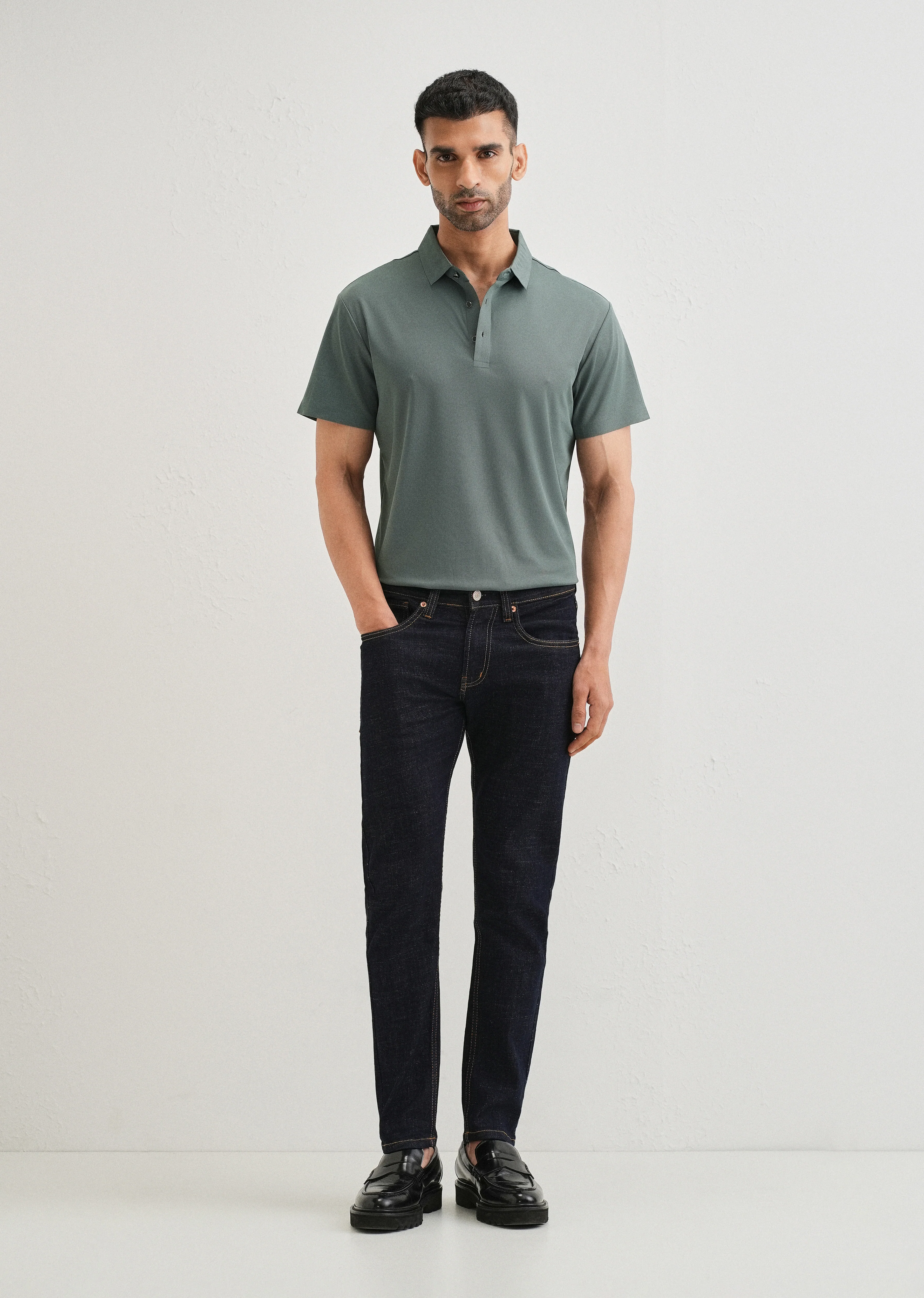 Patterned Green Plain Stitchless Polo T-shirt - Image 6