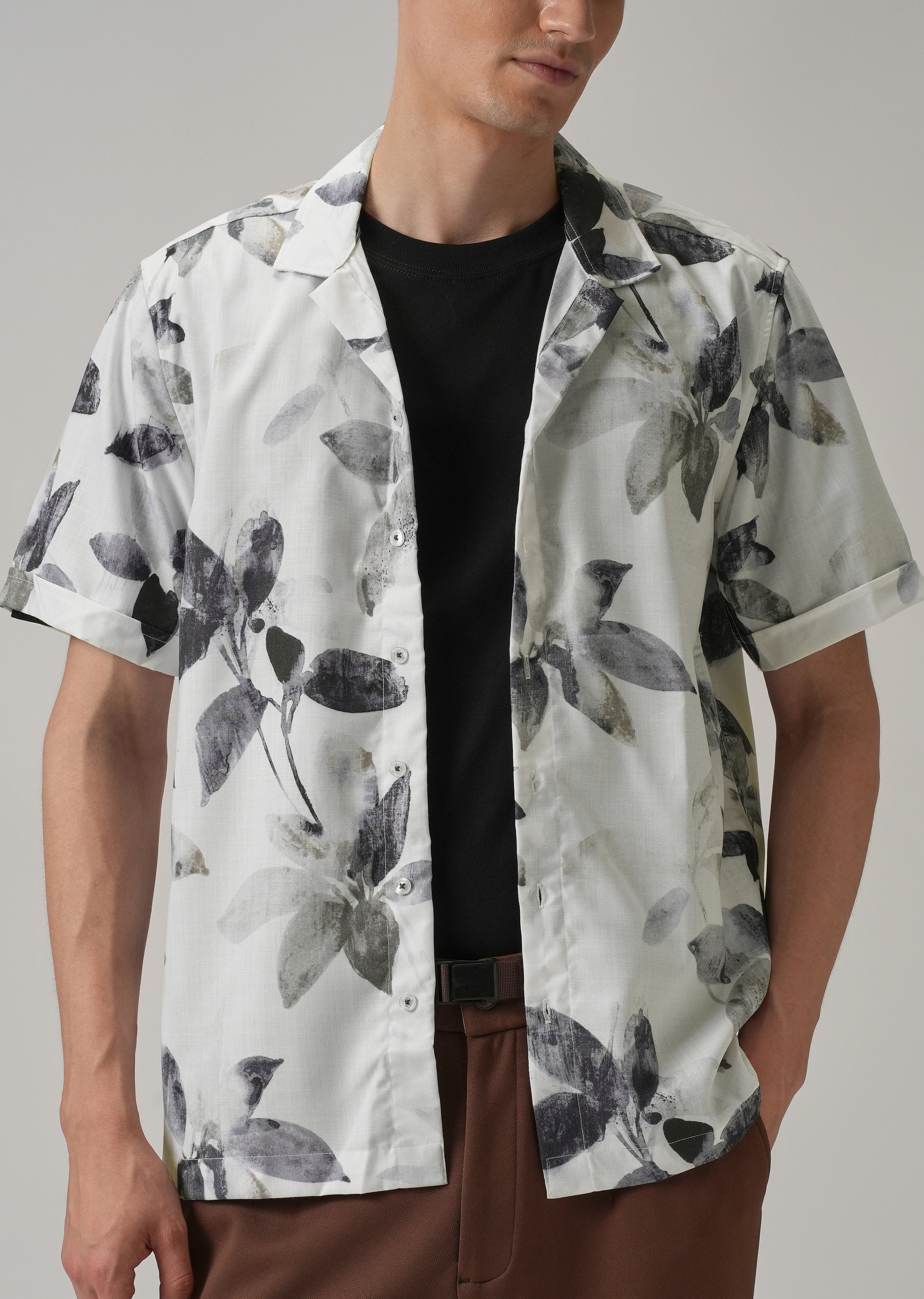Petal Strewn Half Sleeve Shirt - Image 7