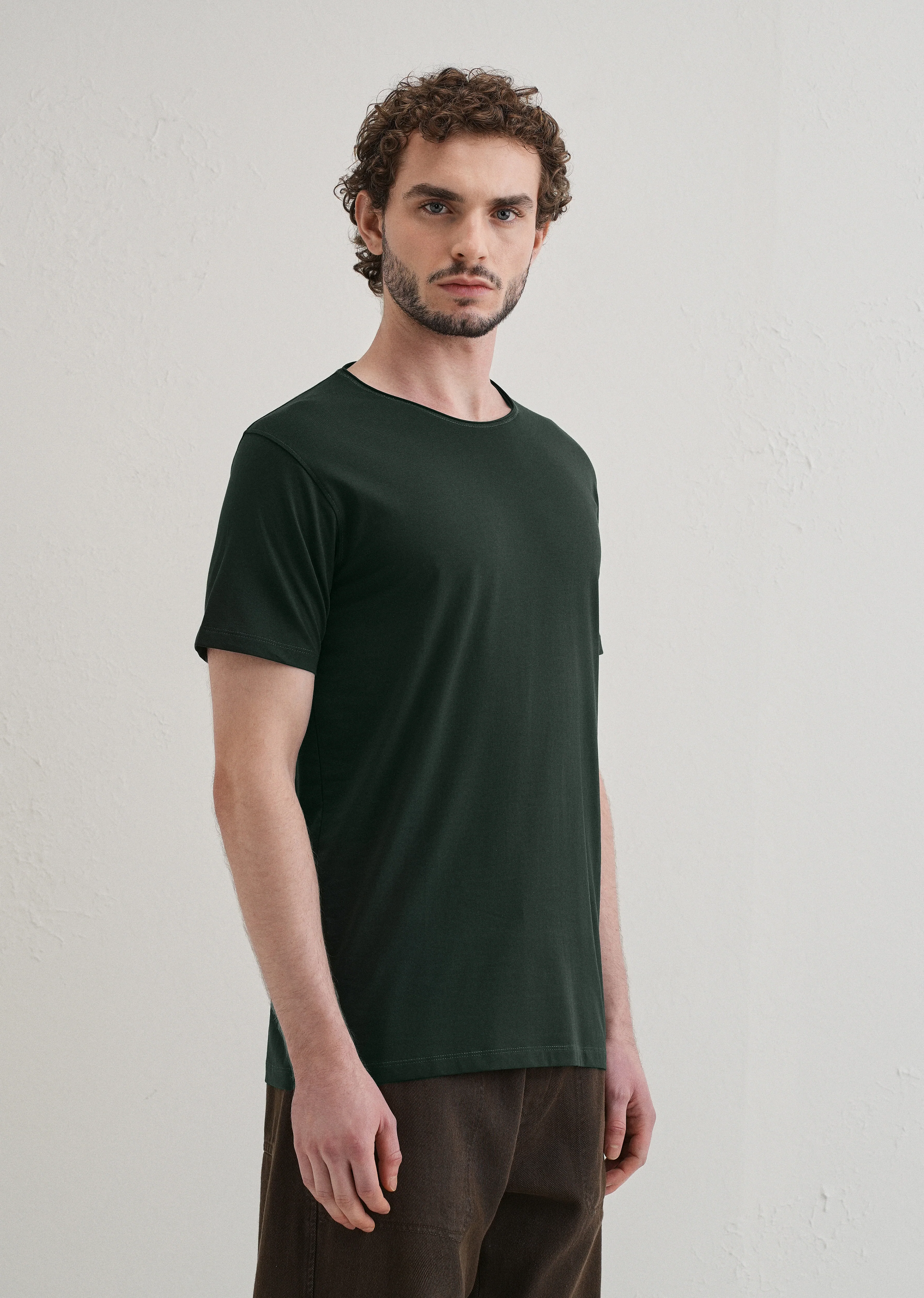 Pine Green Plain Round Neck T-shirt - Image 4