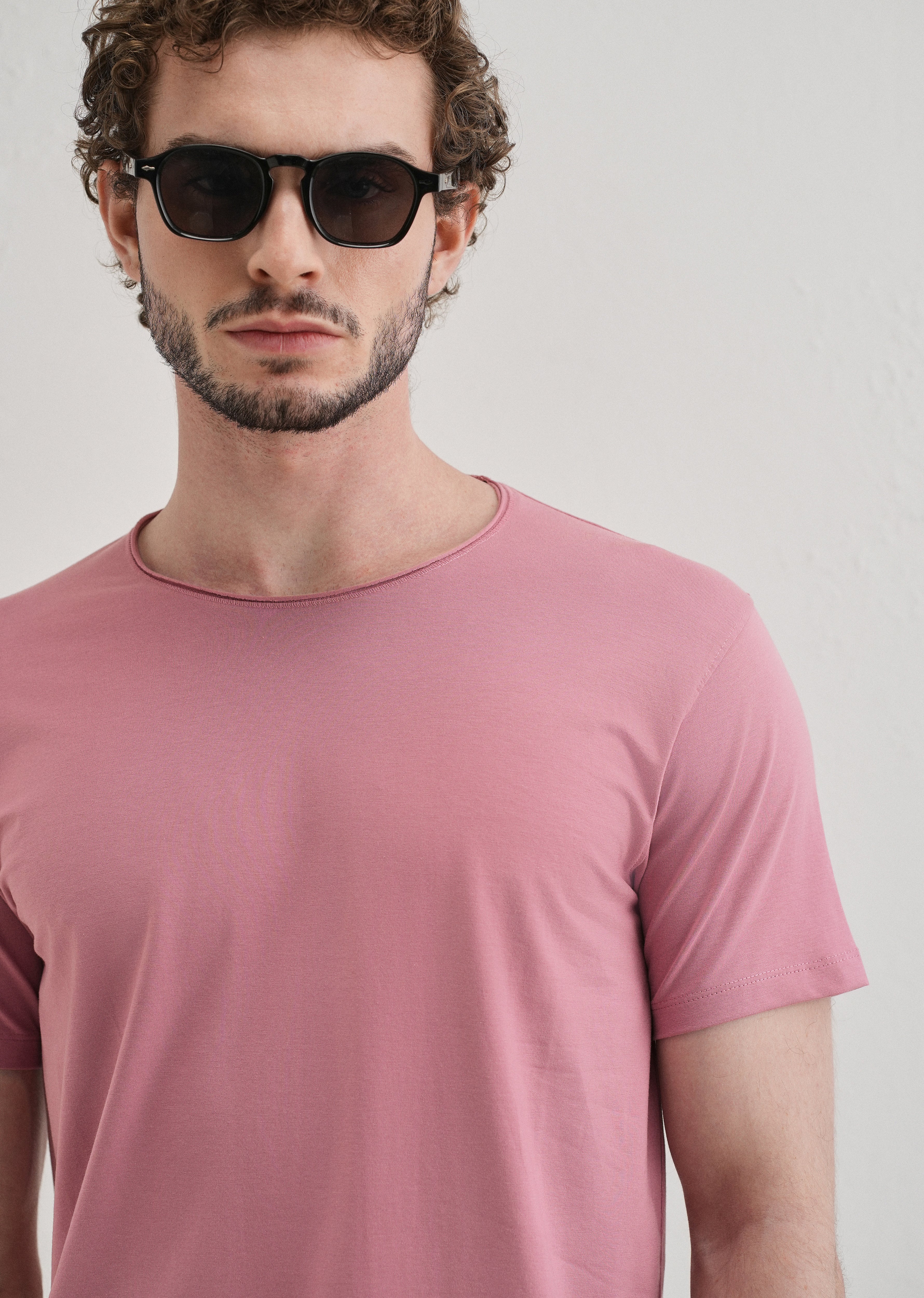 Pink Plain Round Neck T-shirt - Image 5