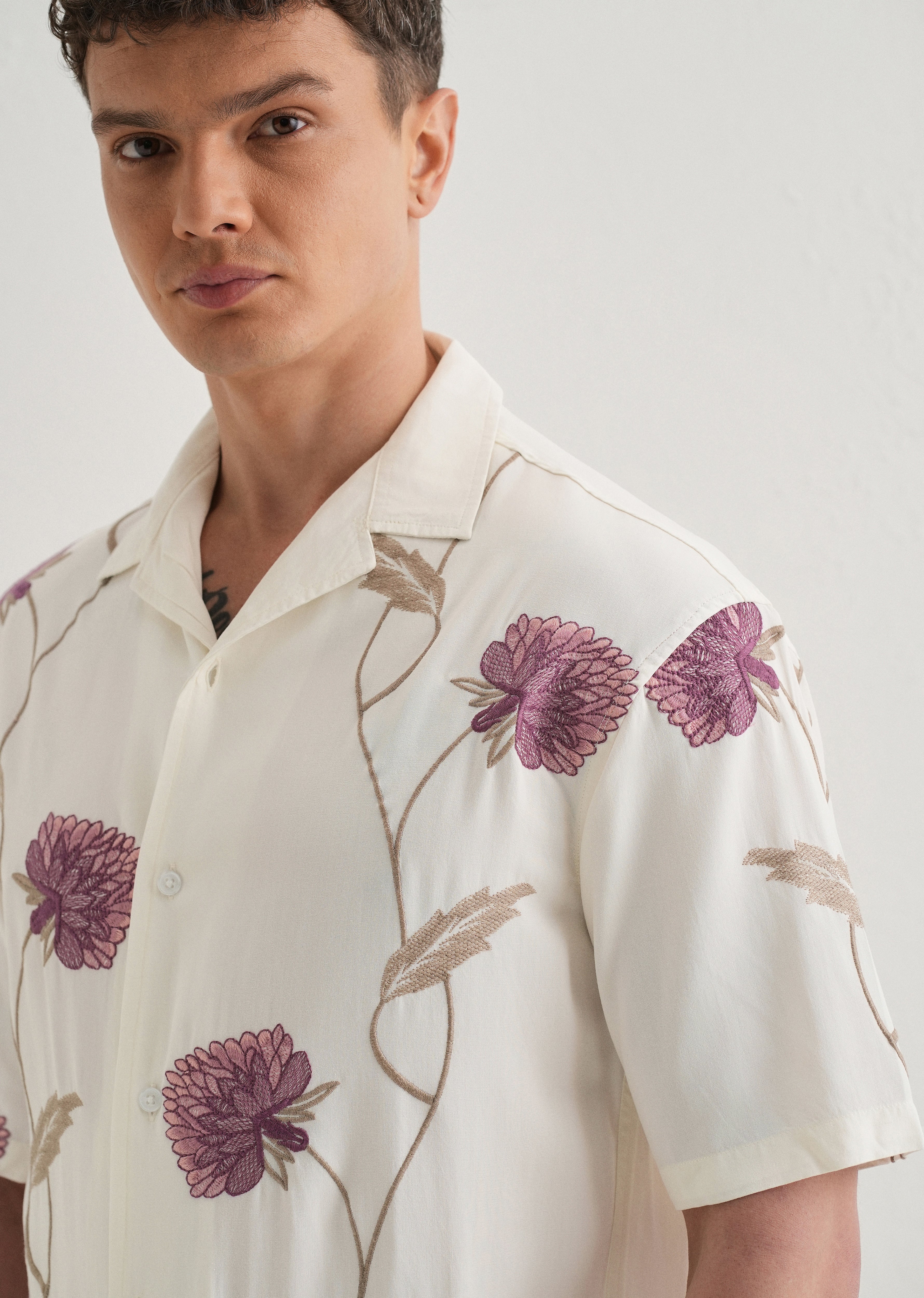 Purple Floral Front Embroidery Shirt - Image 5