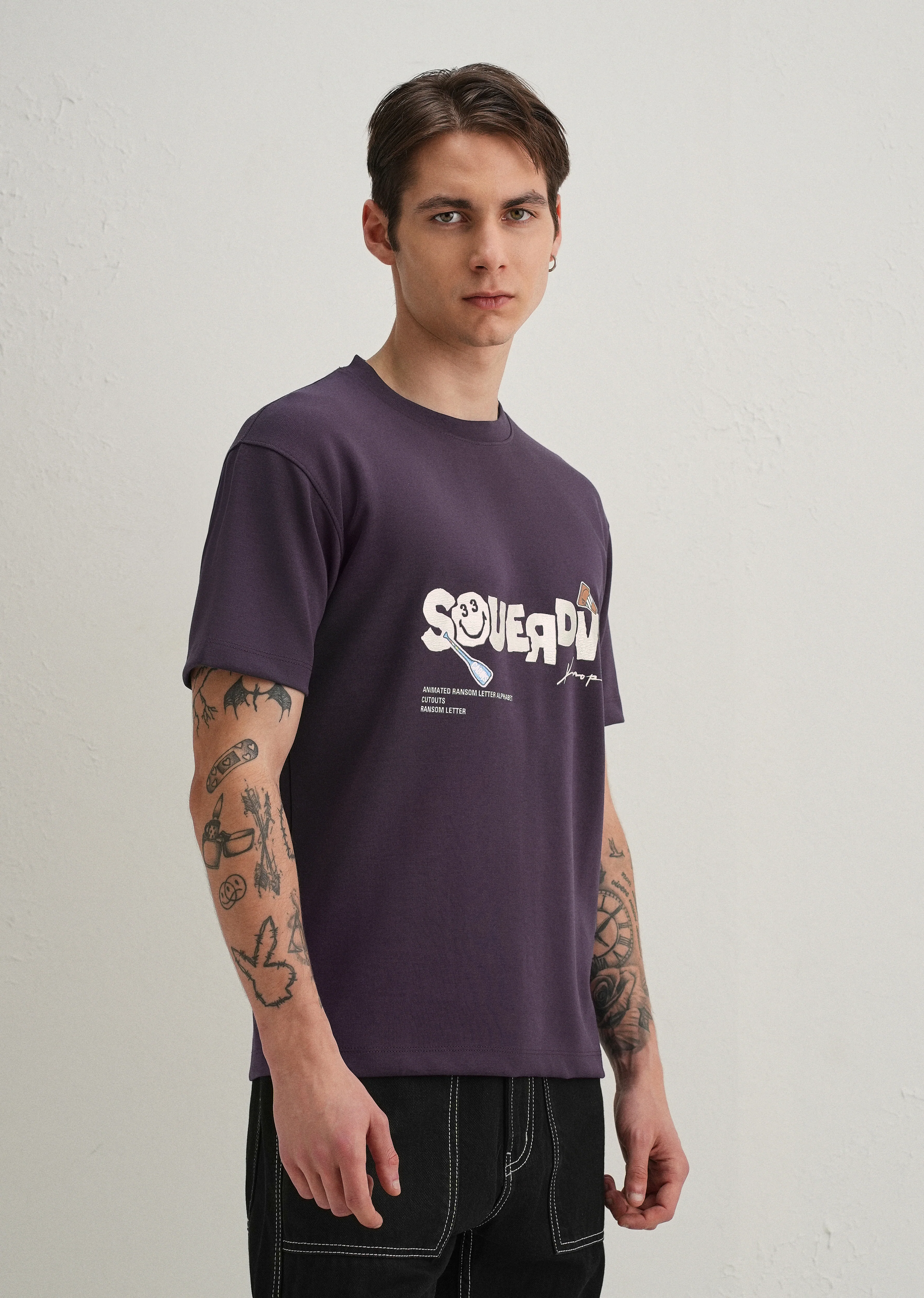 Purple Graphic Back Print T-Shirt - Image 5