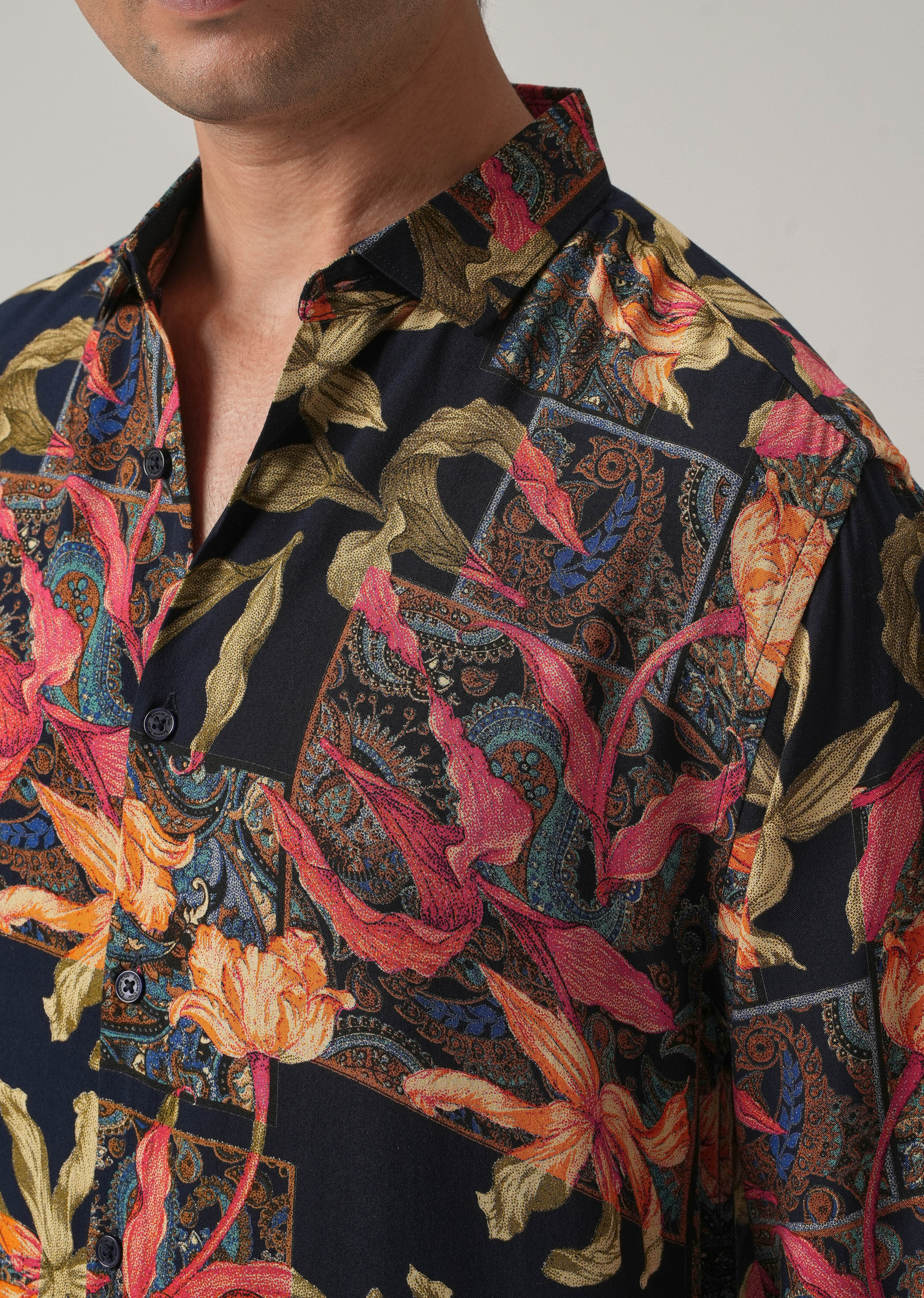 Red Exotic Lily Print Feather Shirt - Image 5