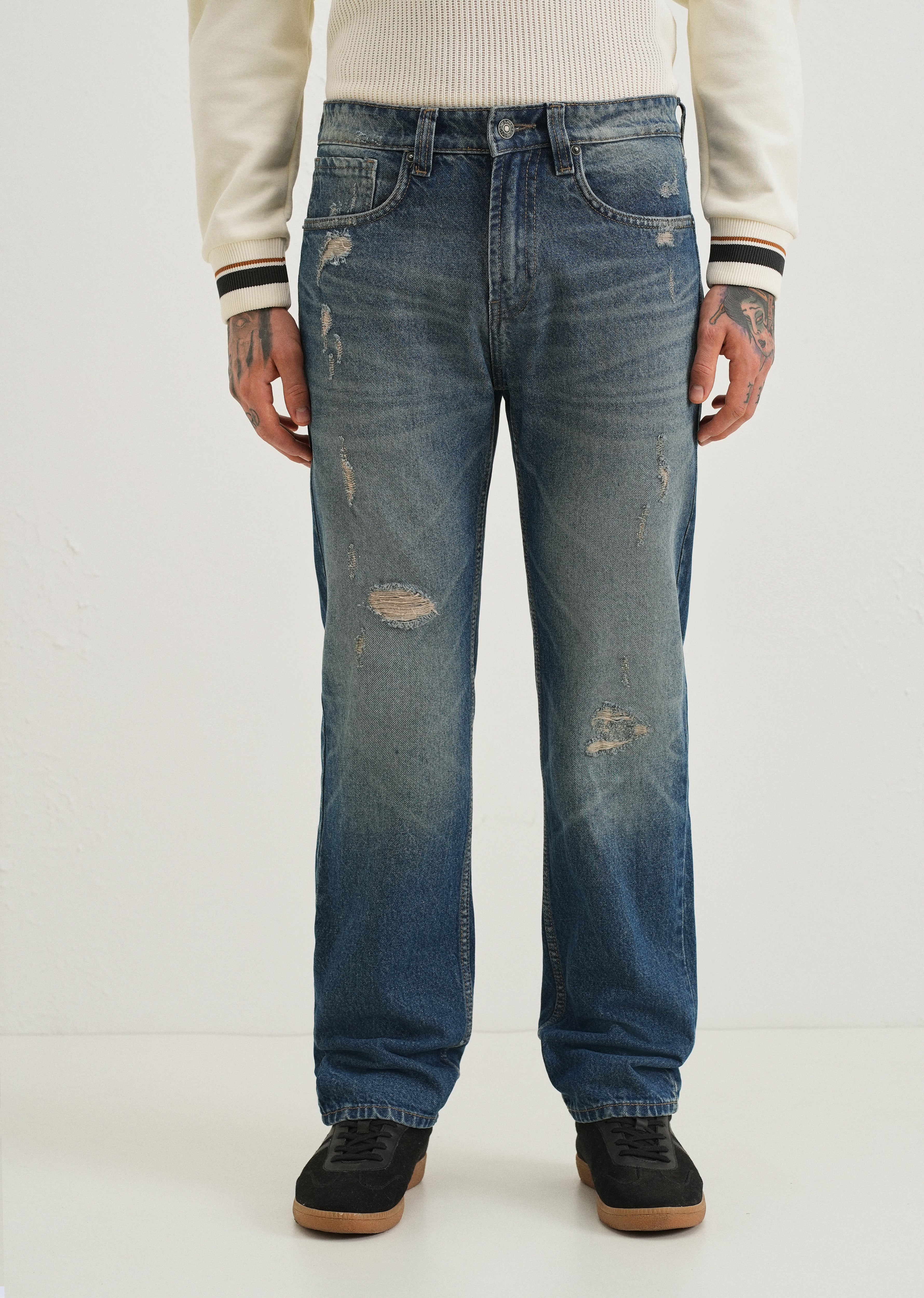 Ripped Blue Straight fit Jeans - Image 3