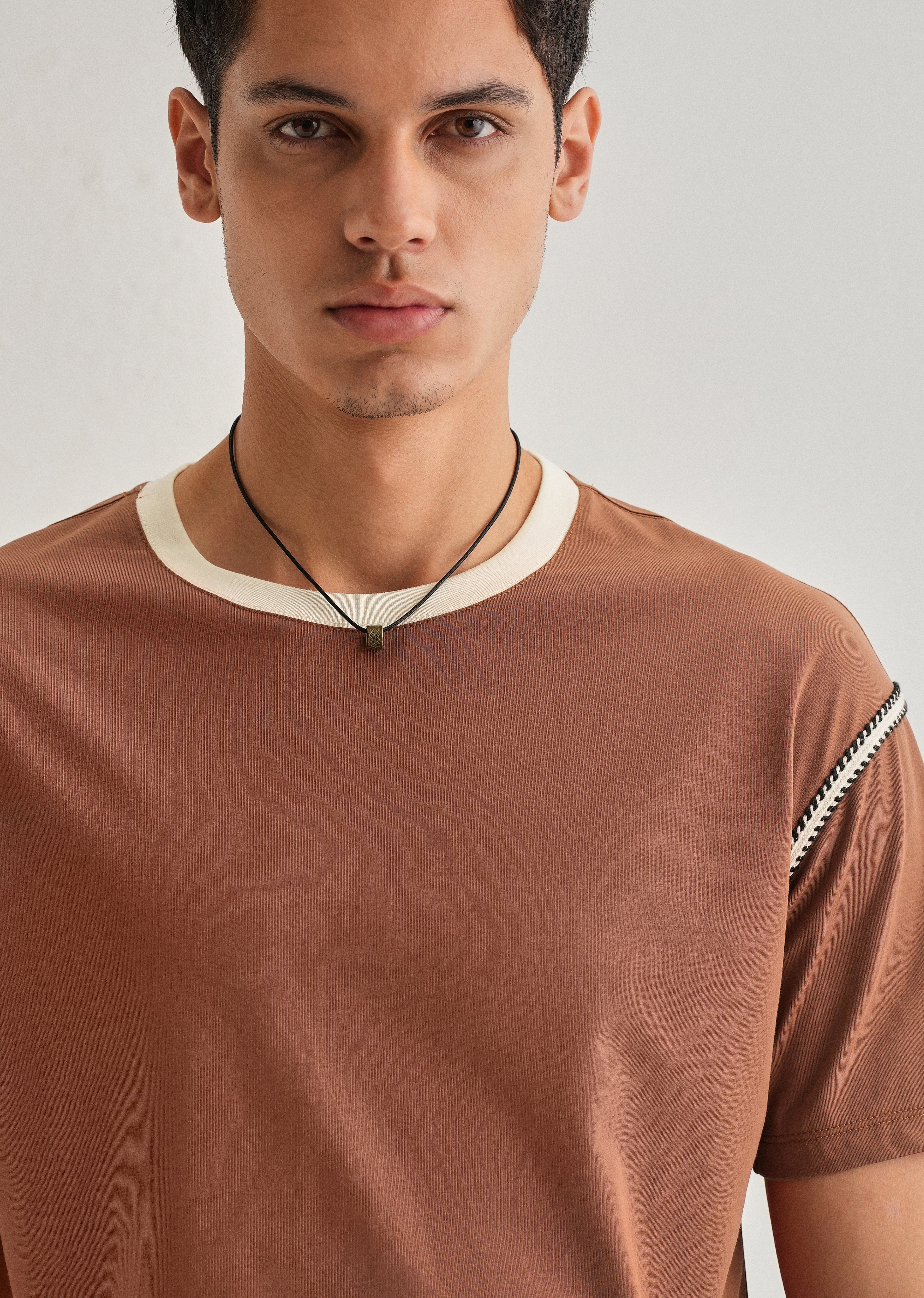 Rust Red Lace Applique T-shirt - Image 5