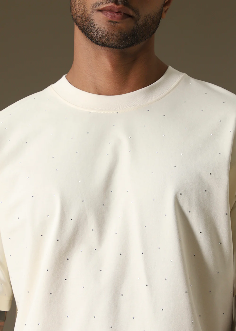 Stud Off White Oversized T-shirt - Image 2