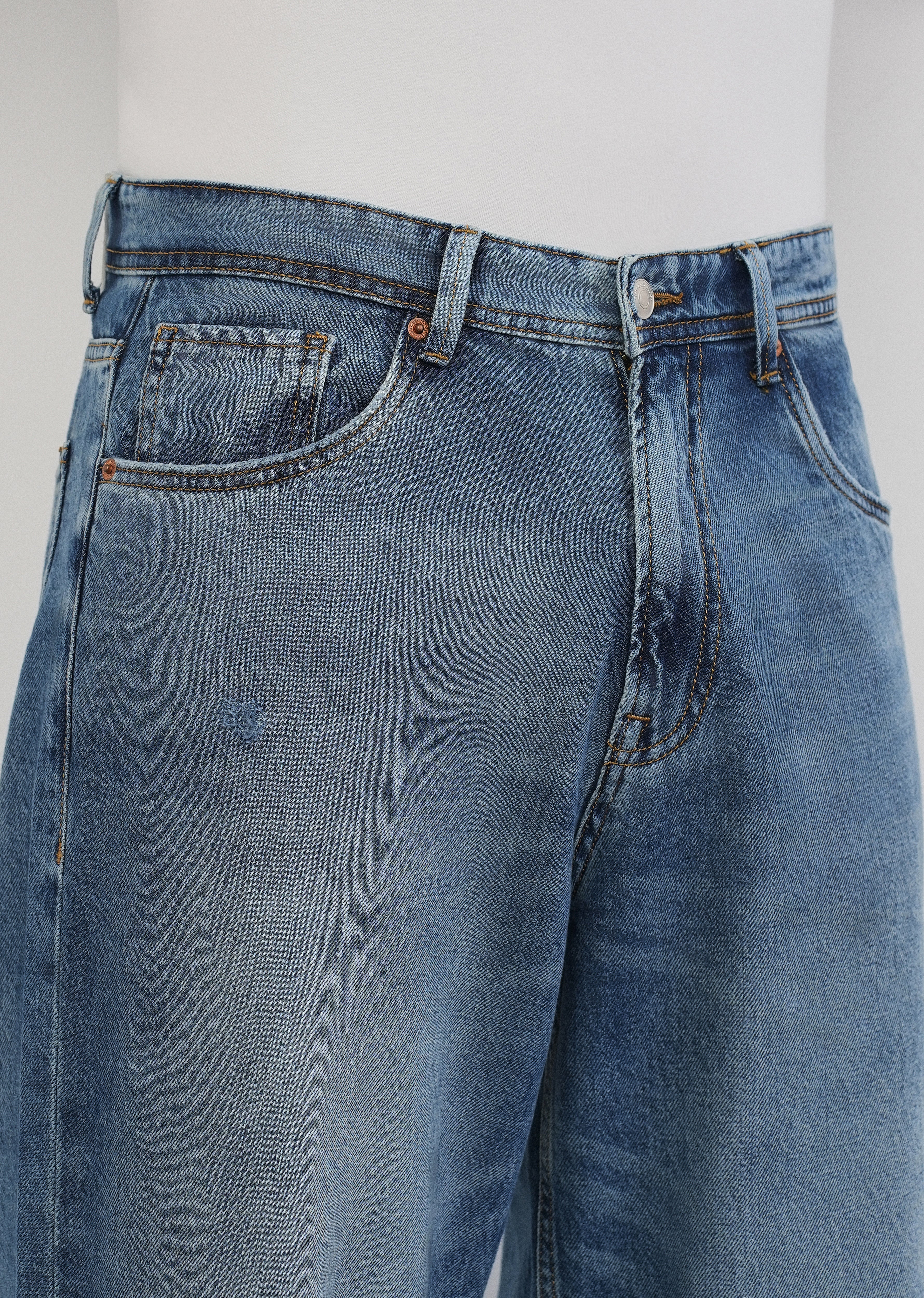 Super Baggy Tinted Blue Jeans - Image 5