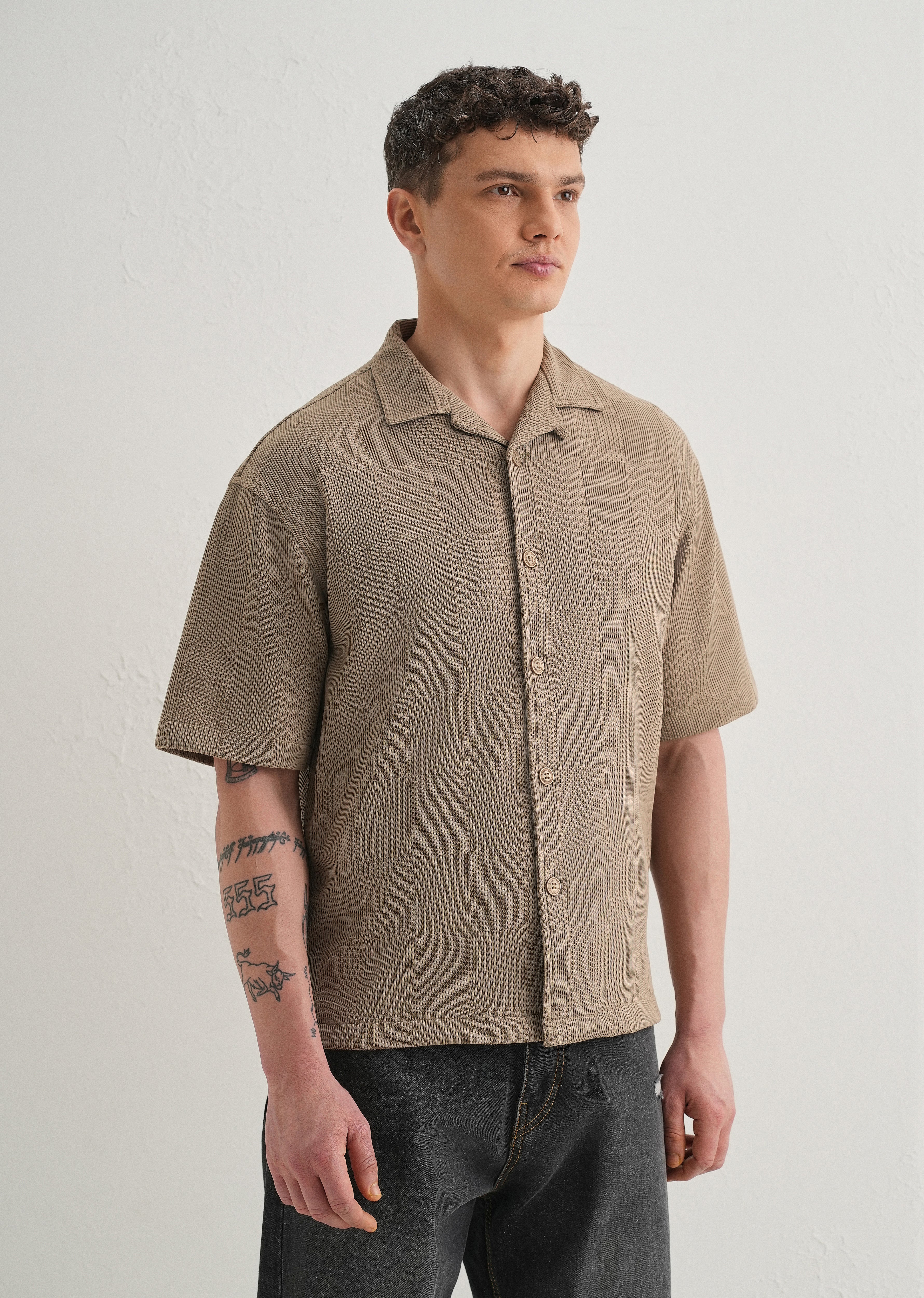 Taupe Textured Check Knit Shirt - Image 4