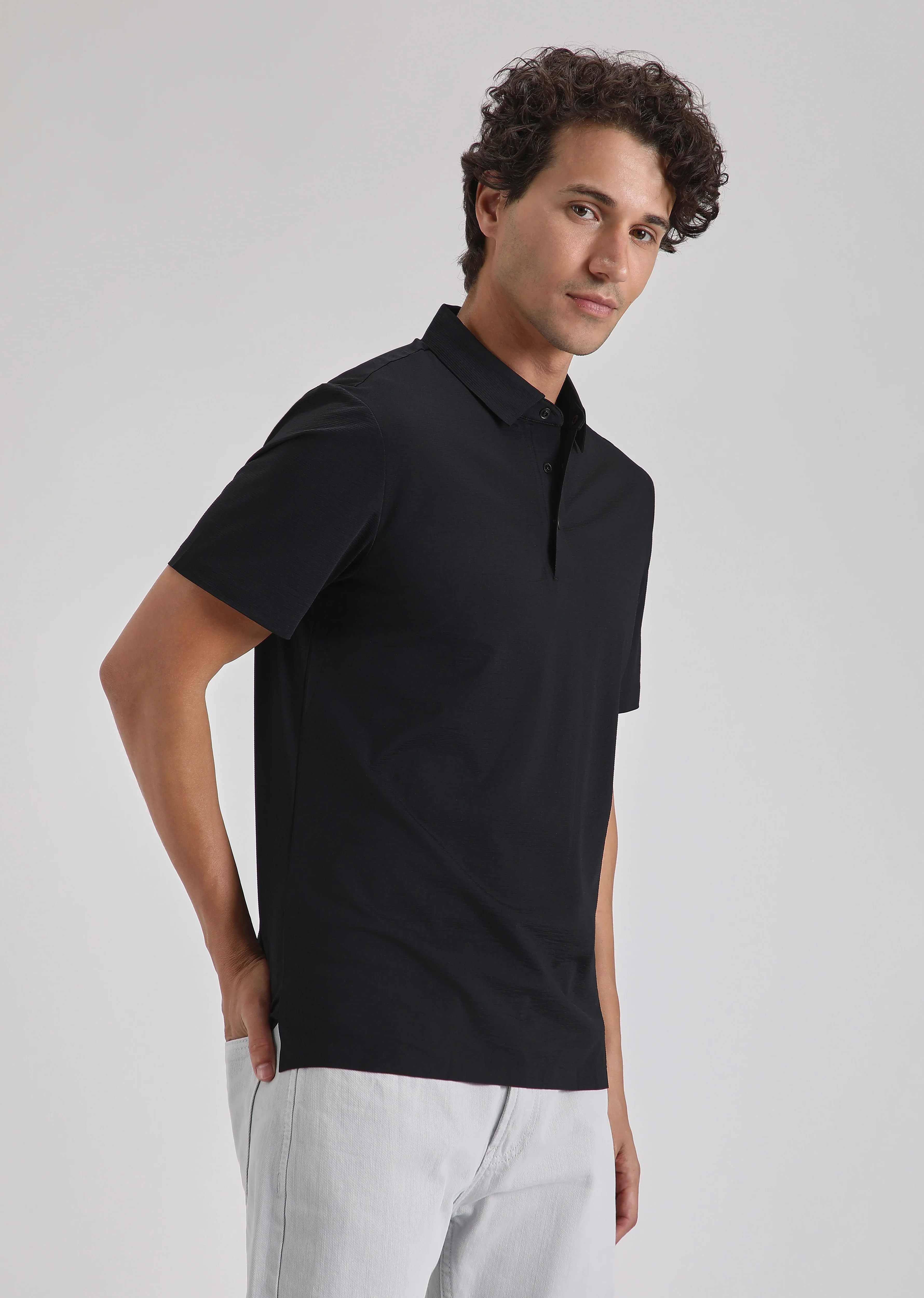 Textured Black Plain Stitchless Polo T-shirt - Image 5