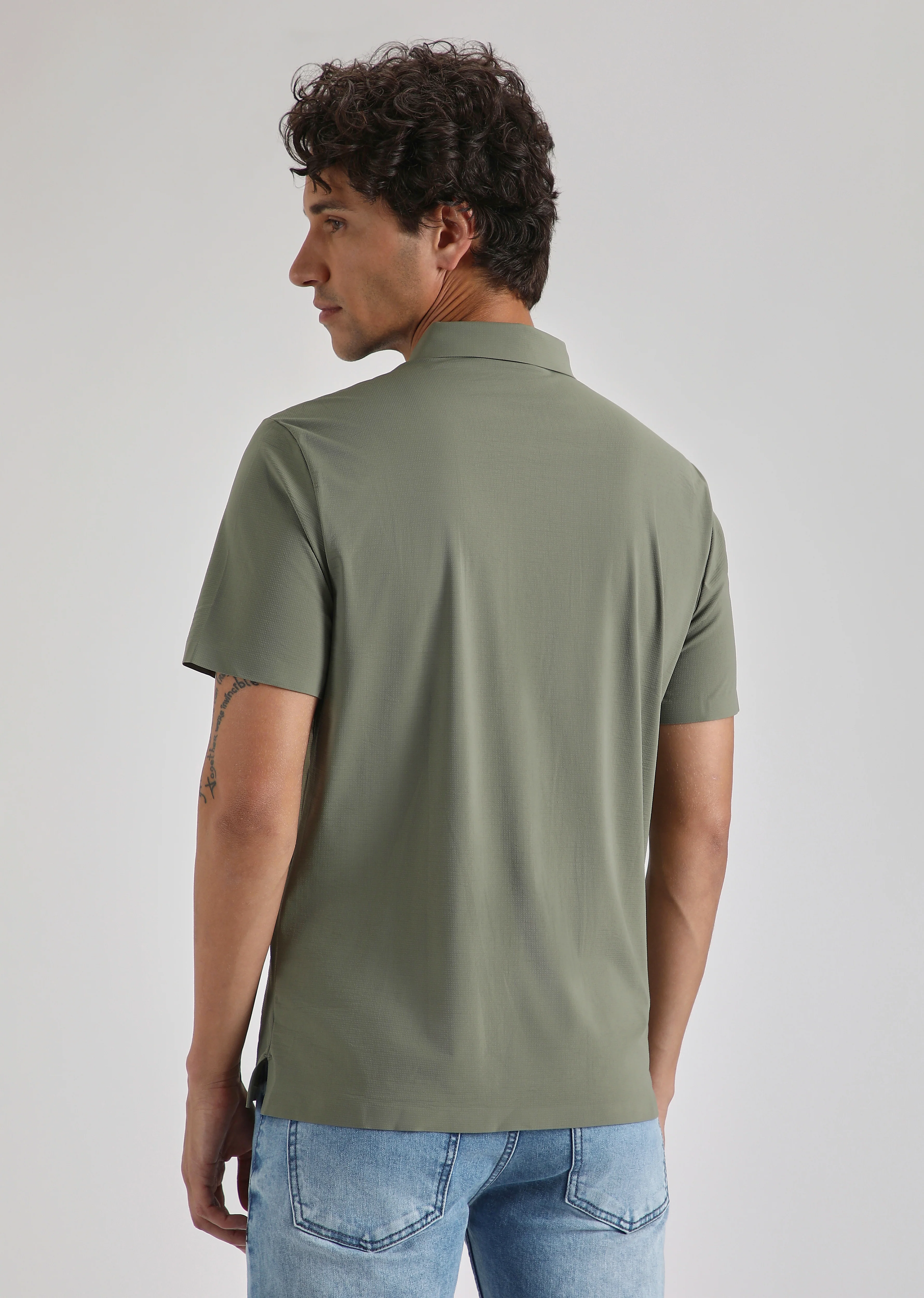 Textured Olive Plain Stitchless Polo T-shirt - Image 4