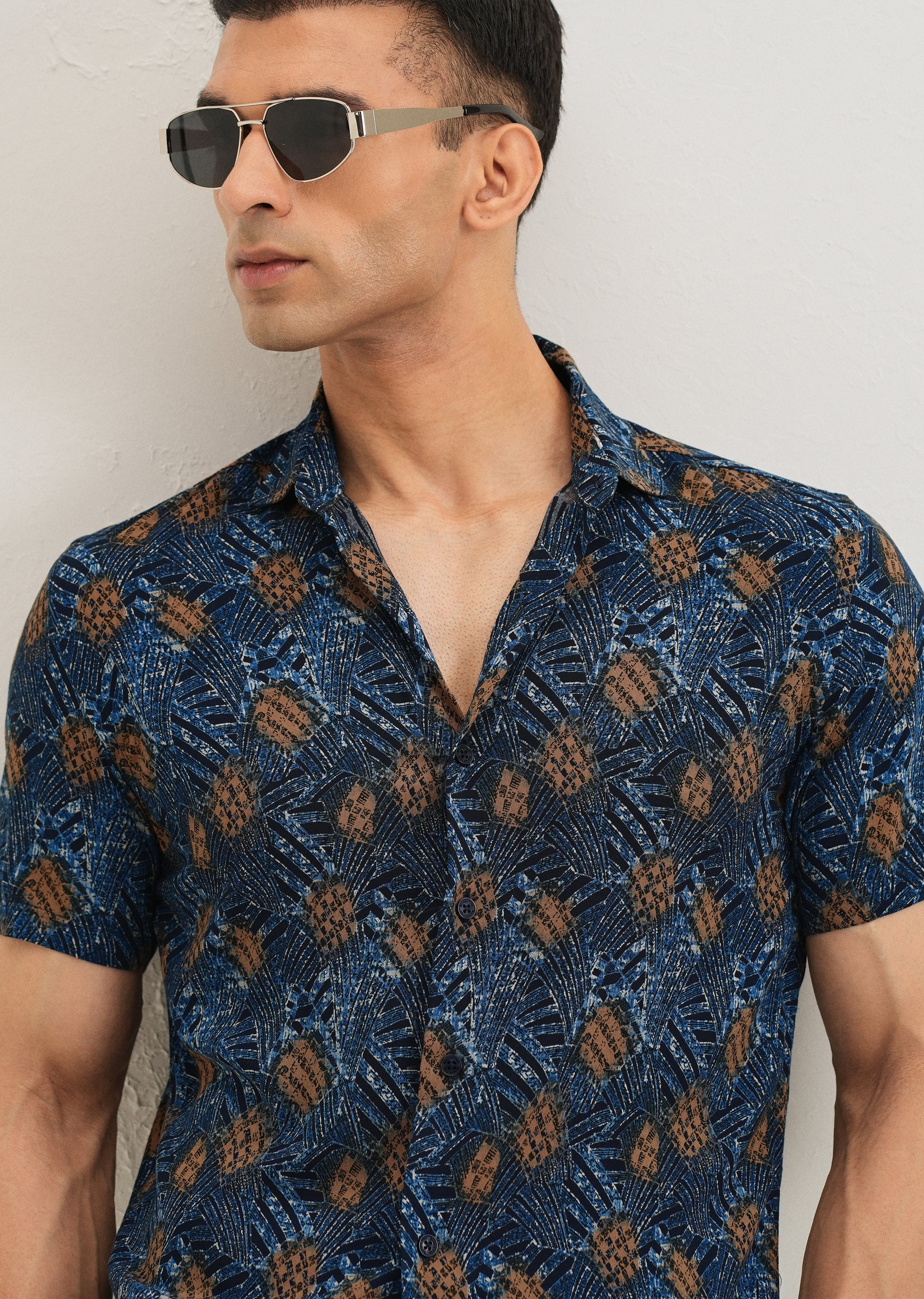 Tropical Feather shirt - Image 5