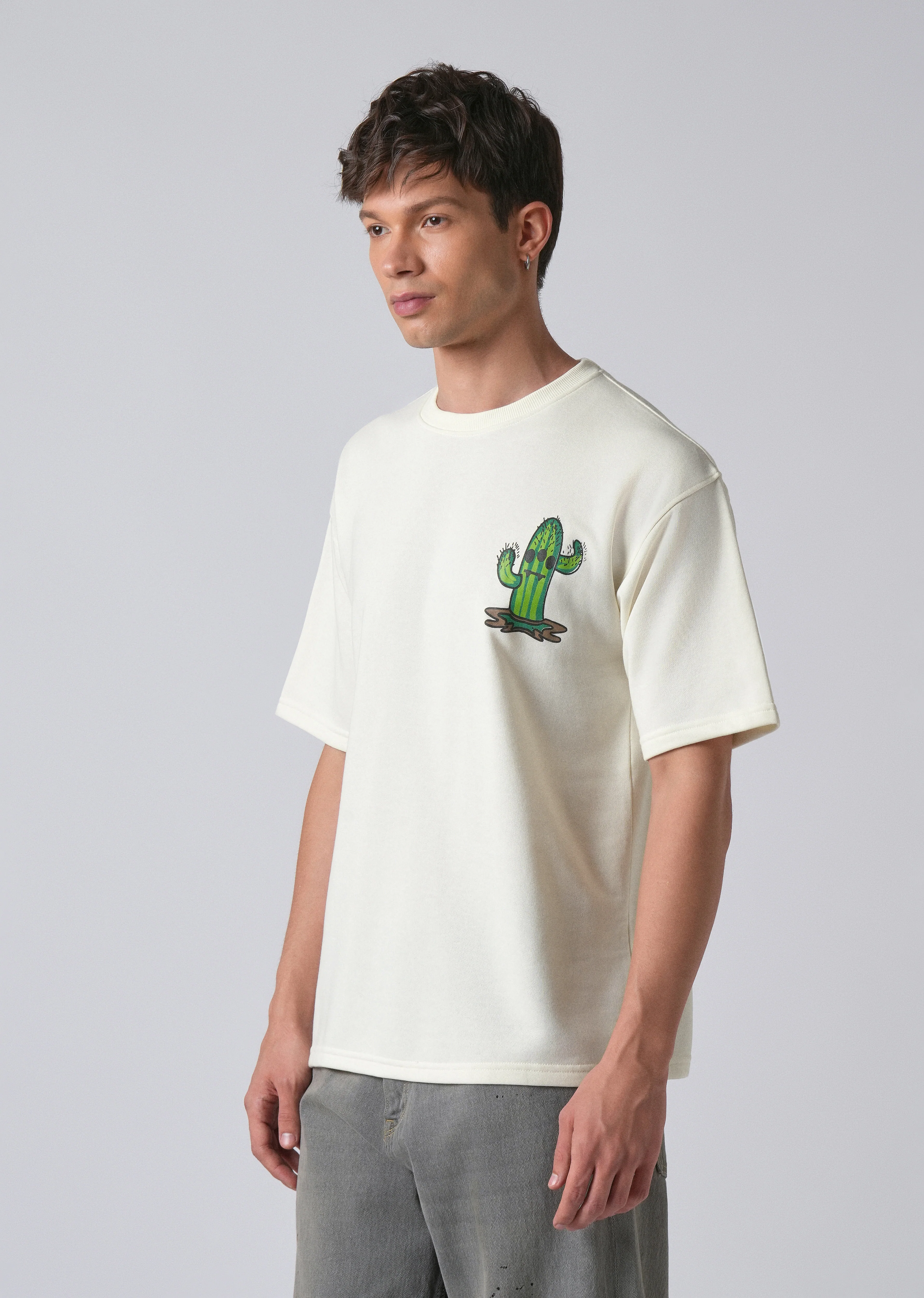 Warm White Oversized T-shirt - Image 4