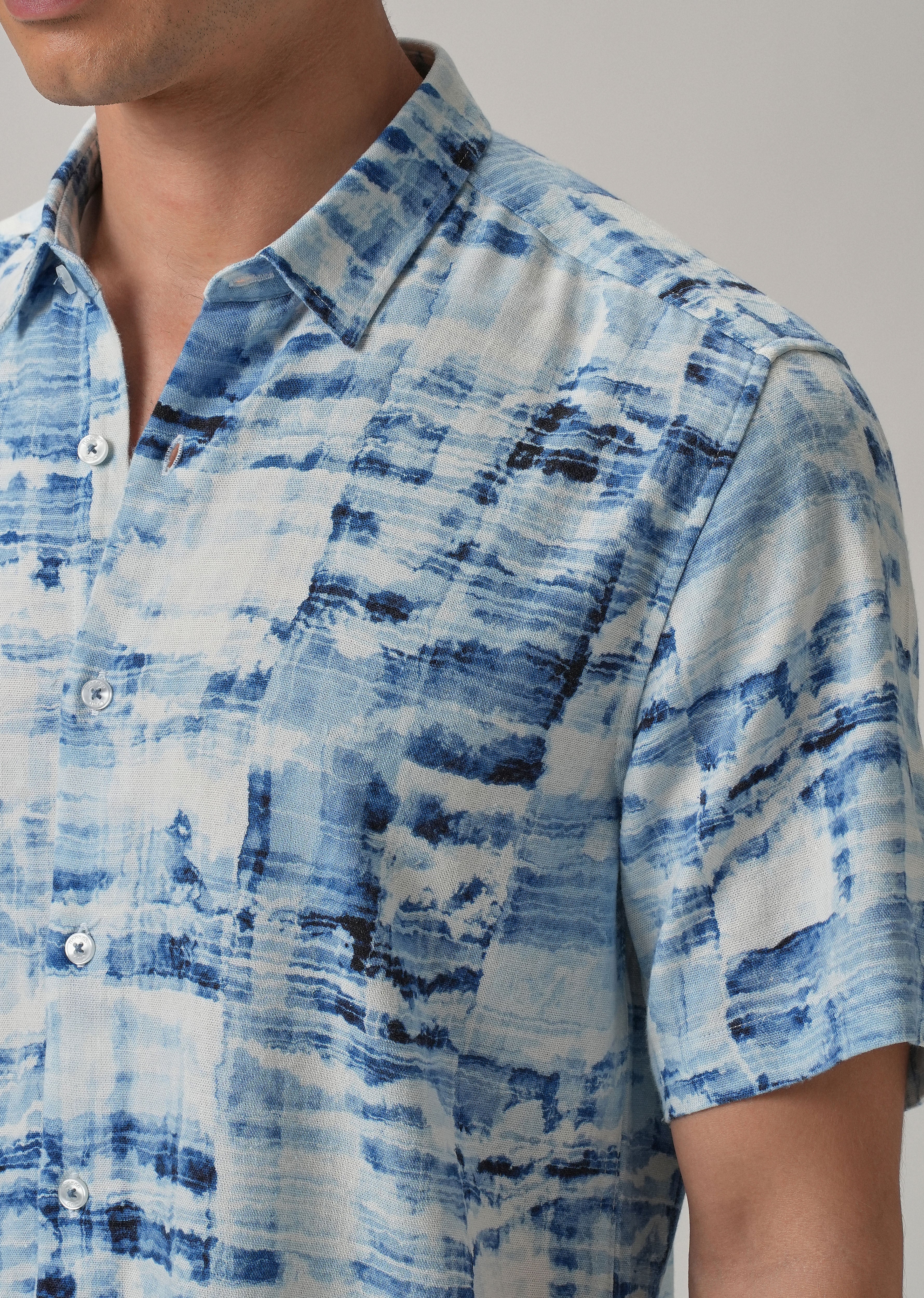 Wash out Print Half Sleeve shirt - Image 5