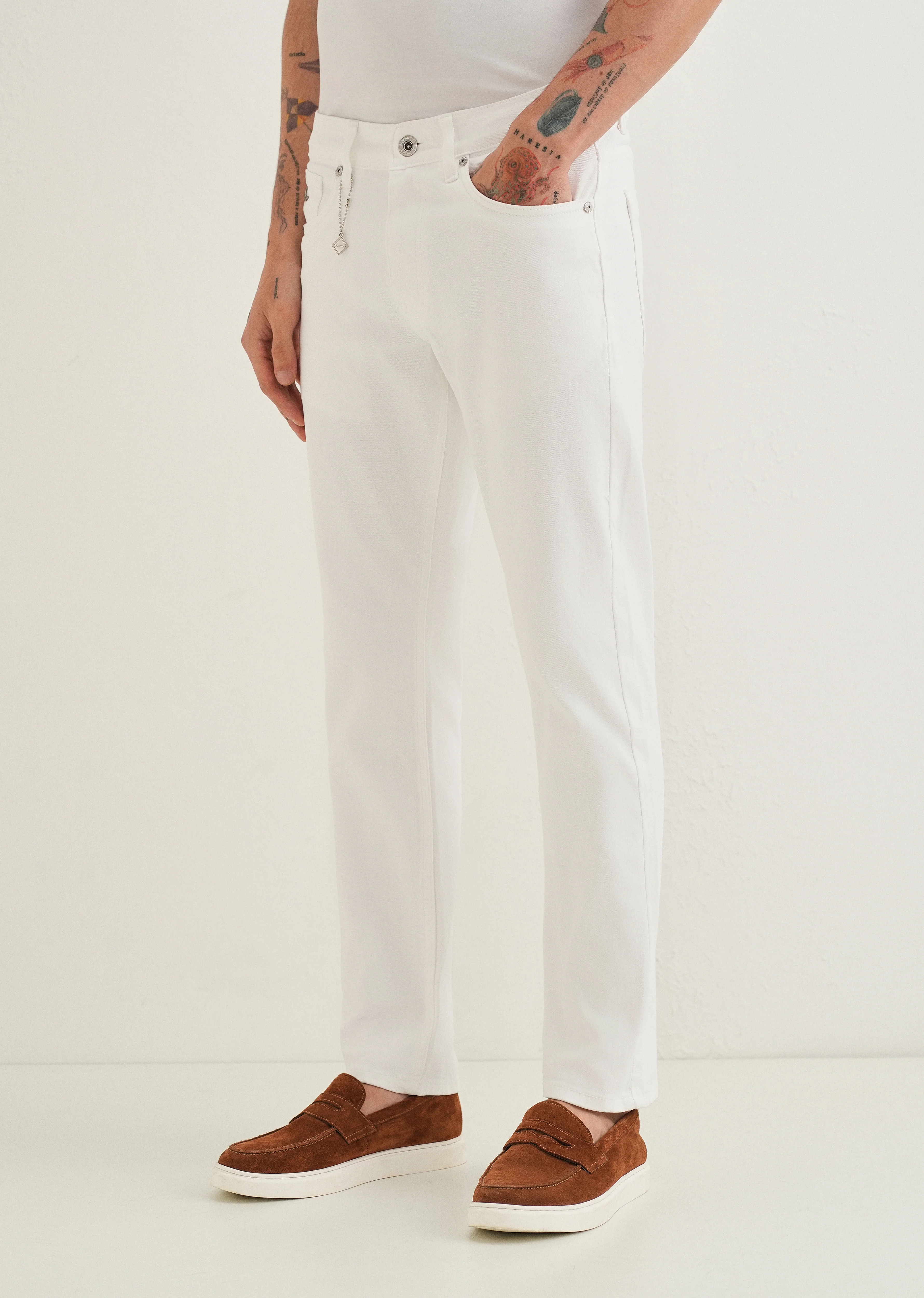 White Ankle Fit Jeans - Image 6