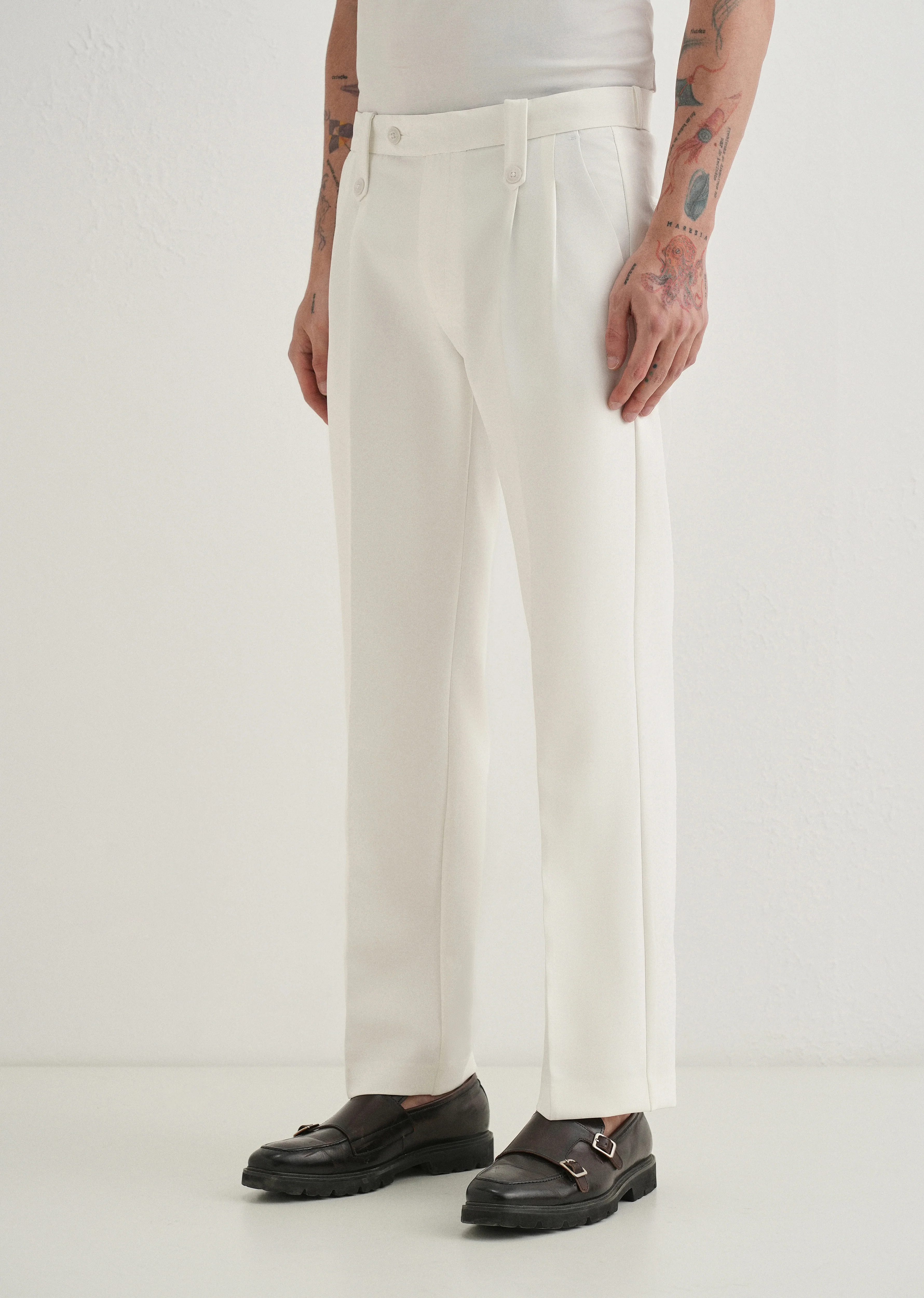 White Button-Tab Pleat Trouser - Image 4