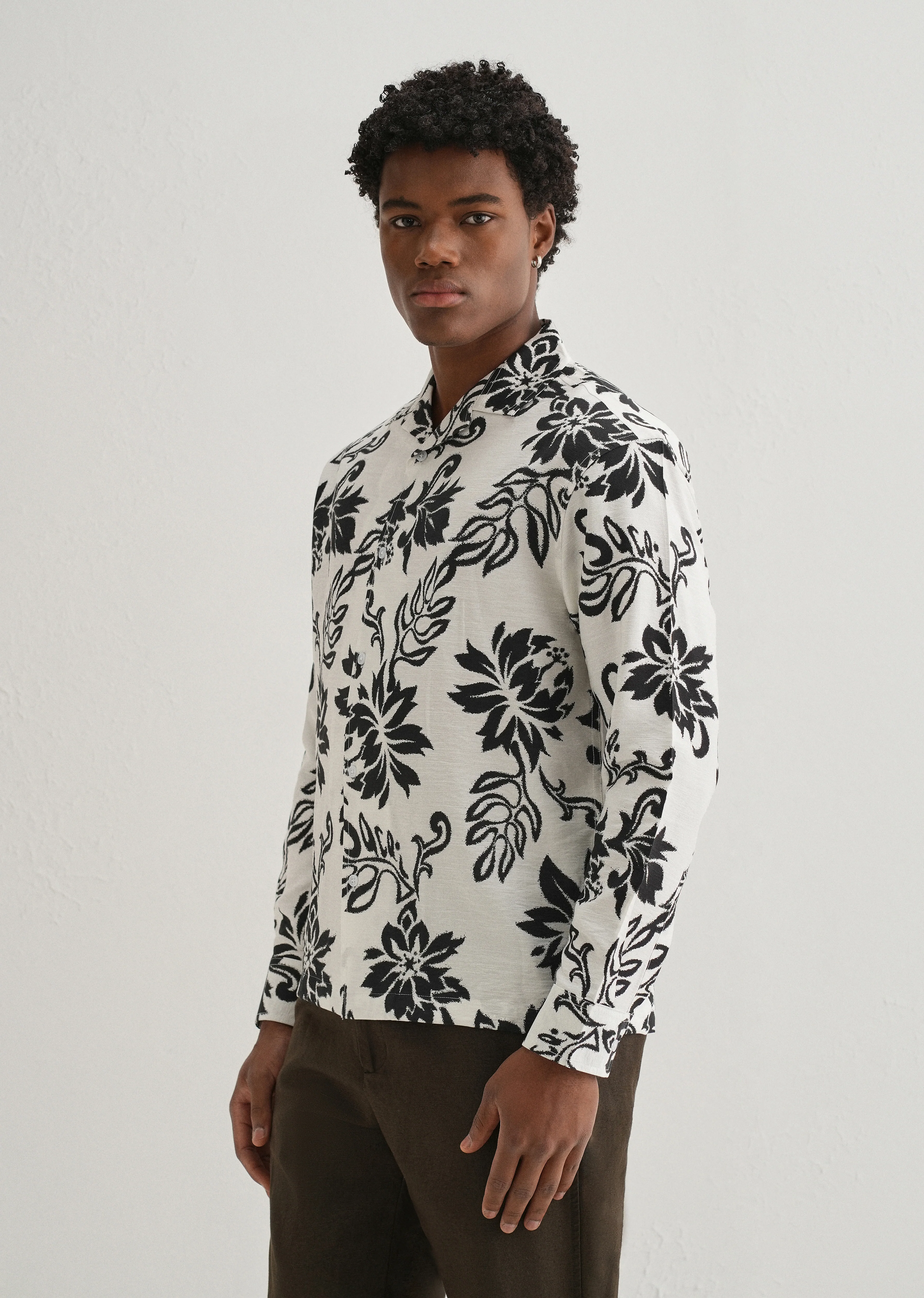 White Classic Floral Printed Shirt - Image 4