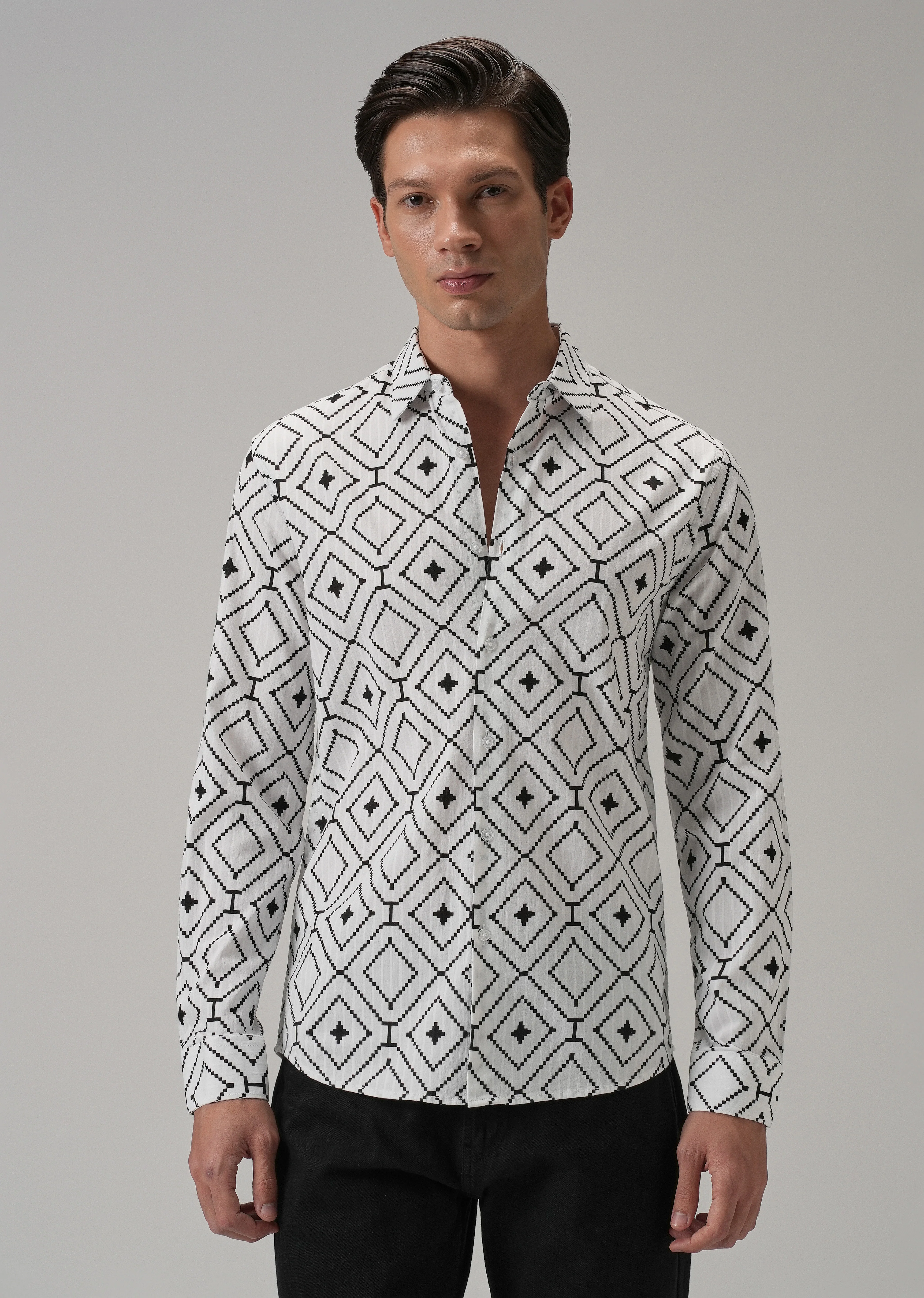White Diamond Pattern Print Shirt - Image 3