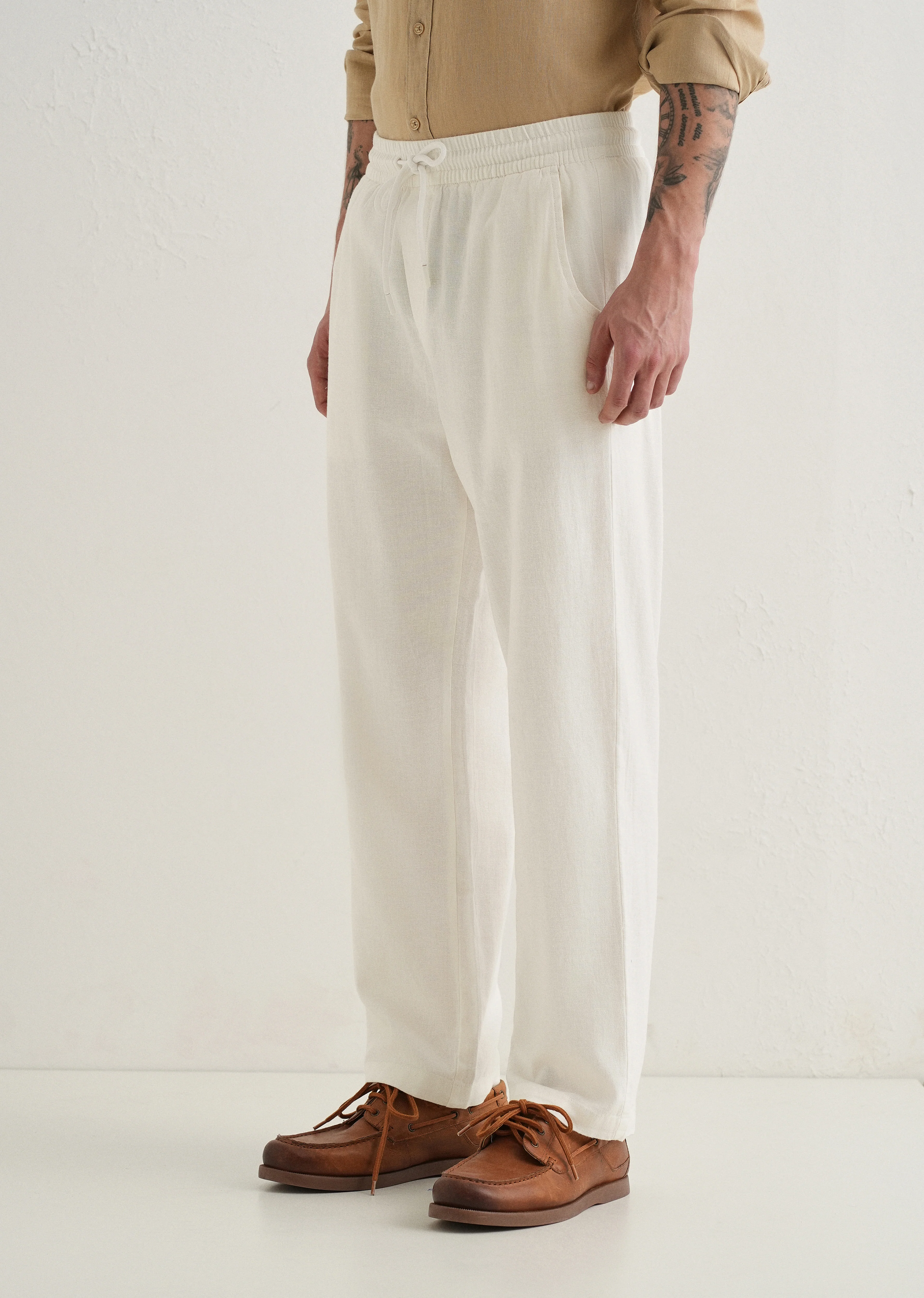 White Drawstring Linen Pant - Image 4