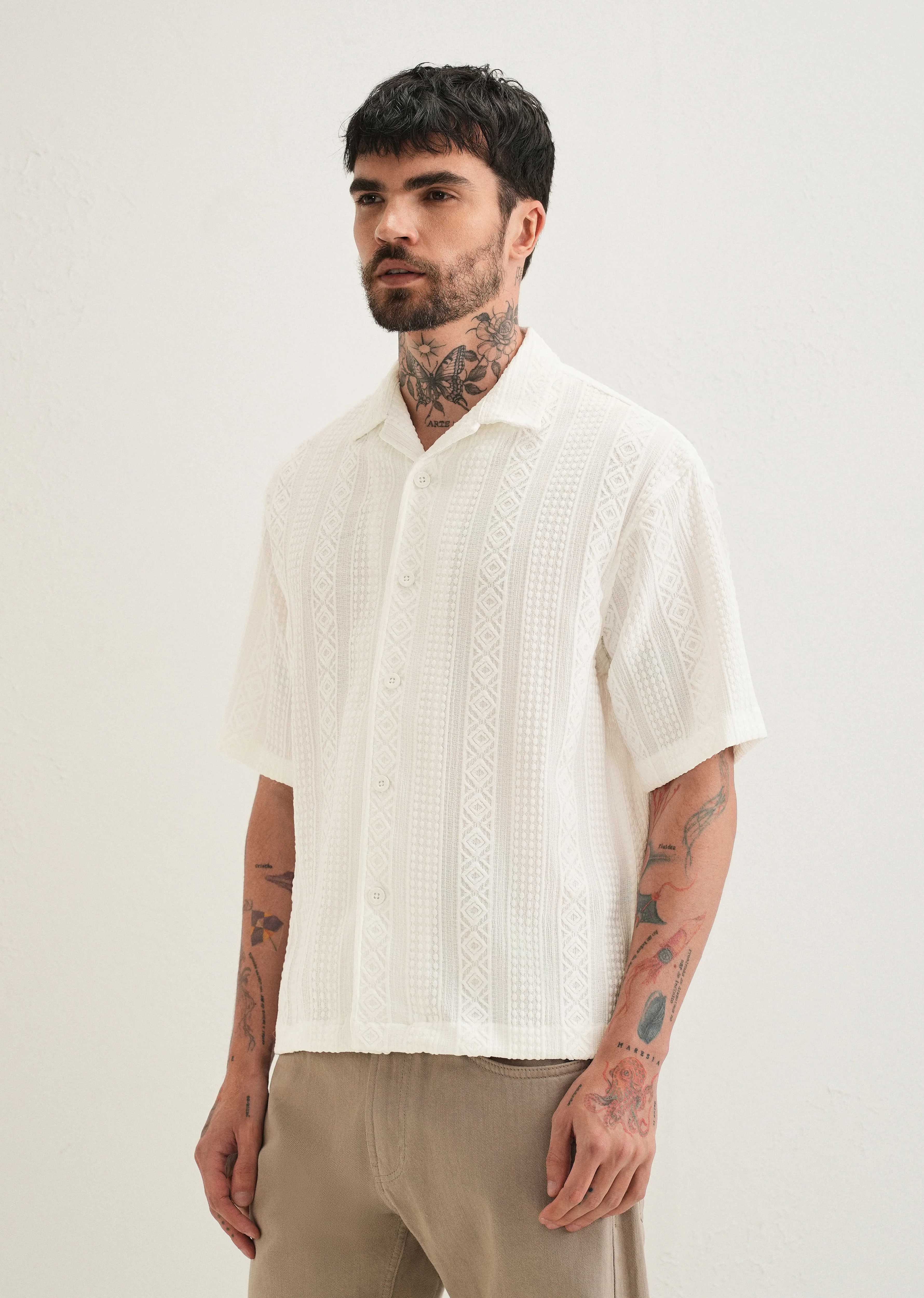 White Geometric Textured Shirt - Image 5