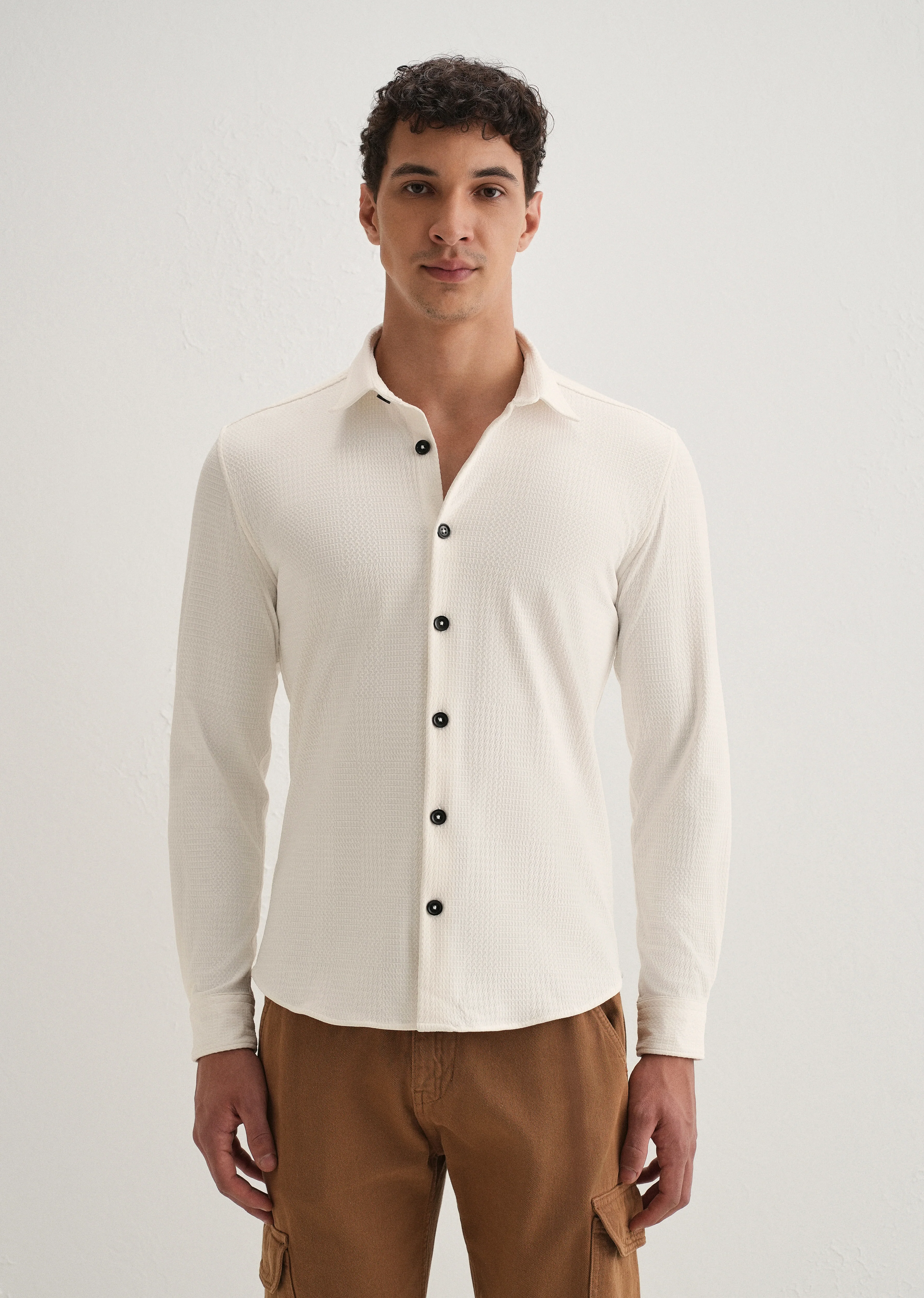 White Grid Textured Knit Shirt - Image 3