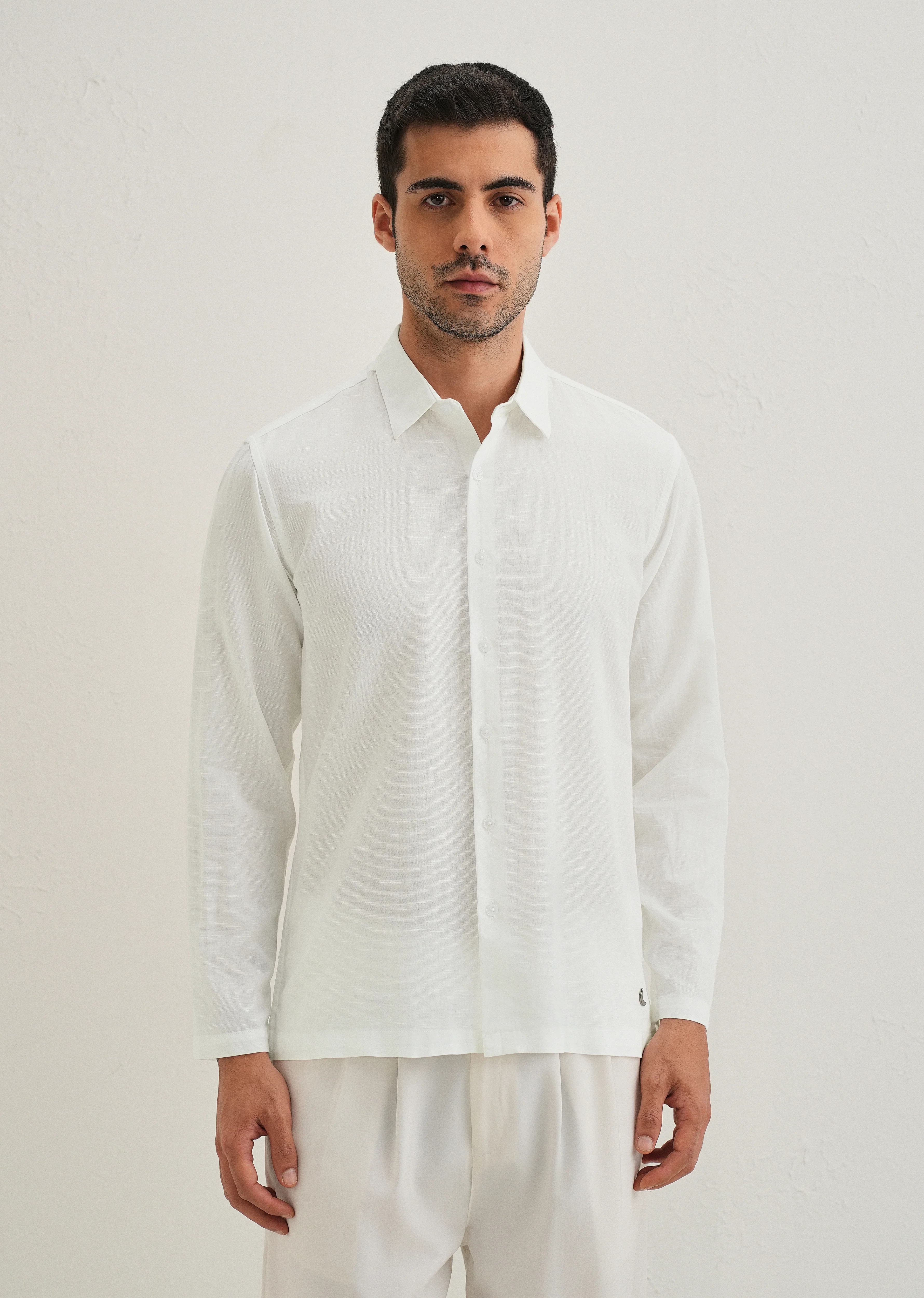 White Hidden Sleeve Placket Cotton Linen Shirt - Image 3