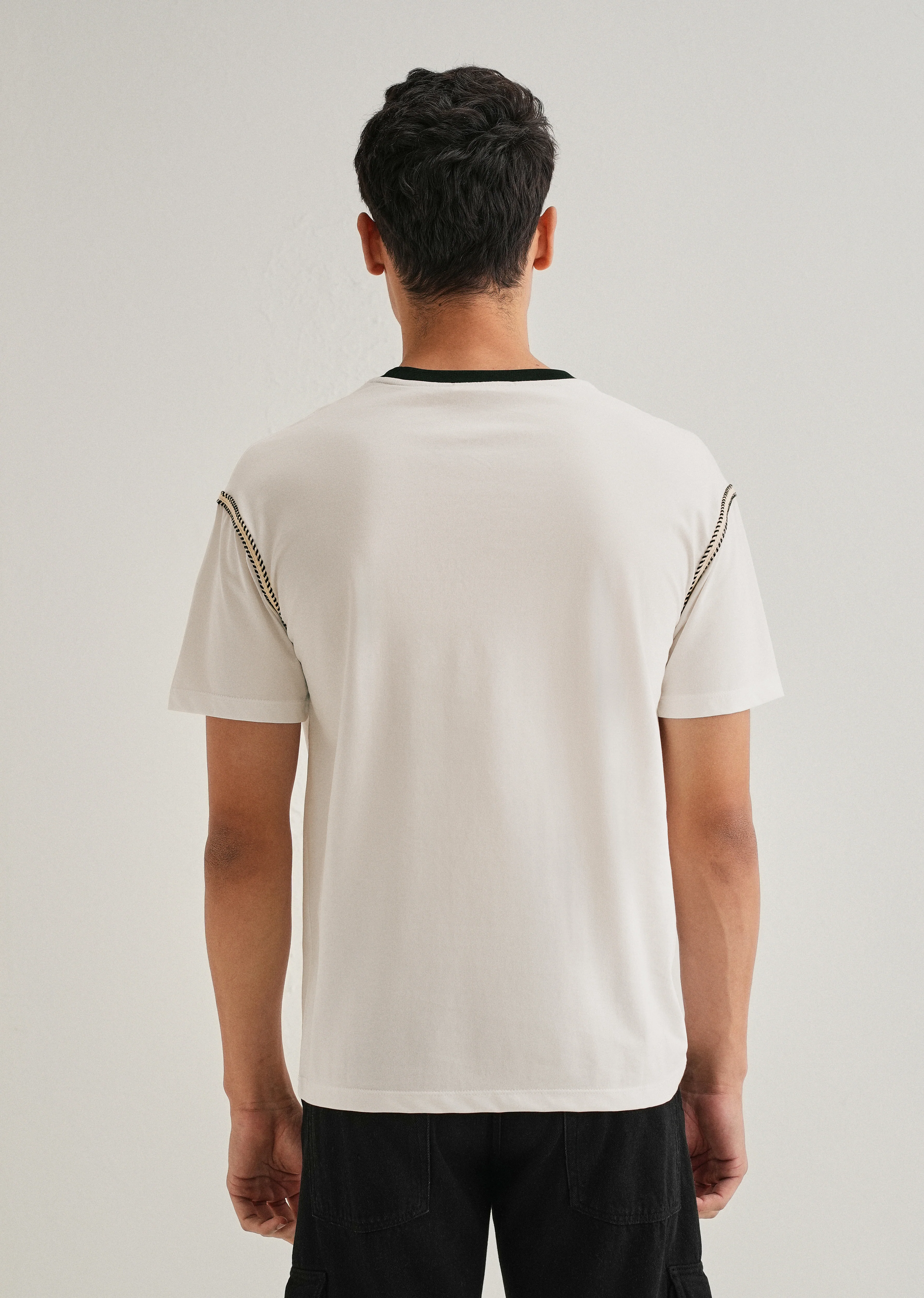 White Lace Applique T-shirt - Image 2