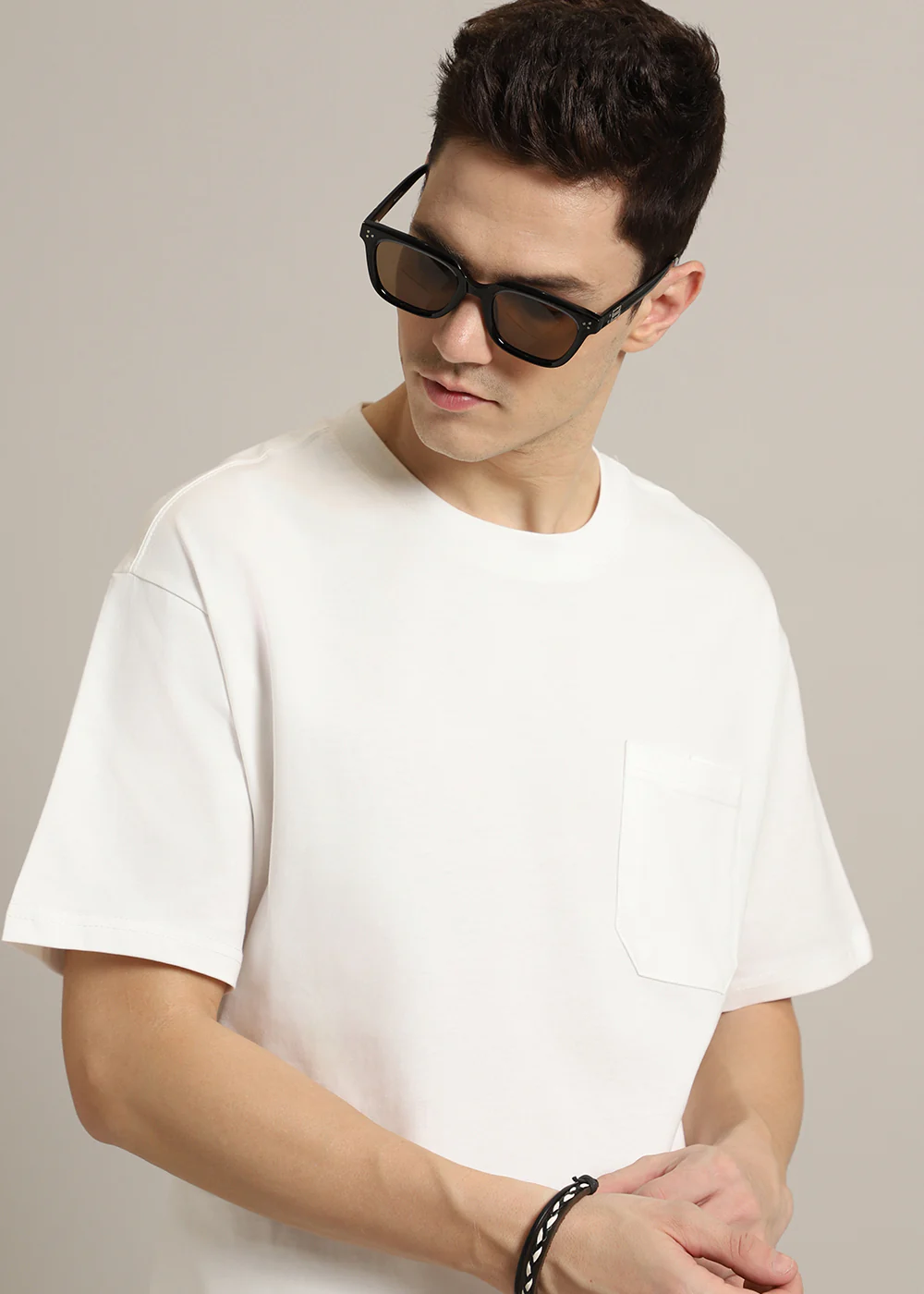 White Plain Pocket Regular Fit T-shirt - Image 3