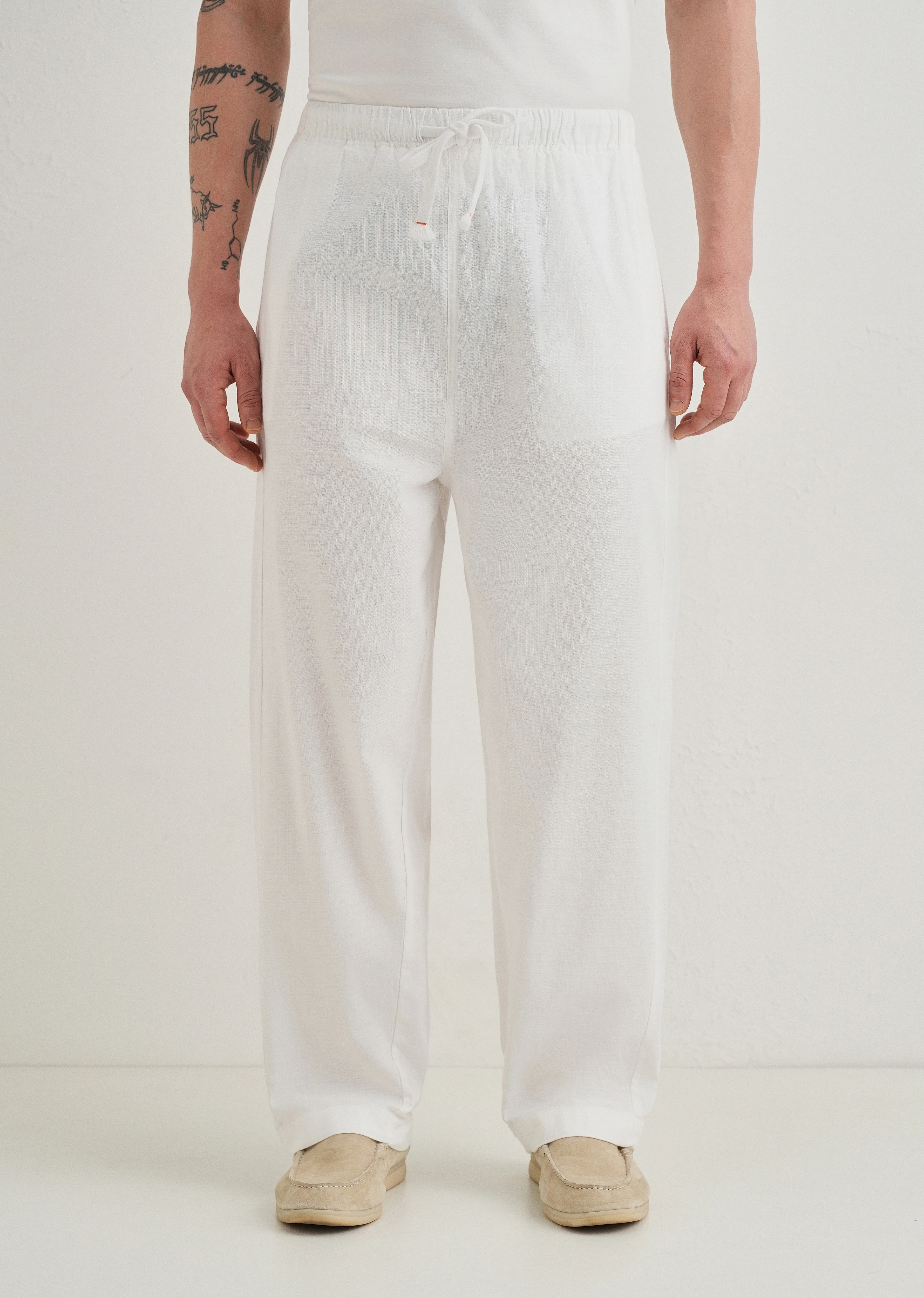 White Relaxed Fit Cotton Trouser - Image 3