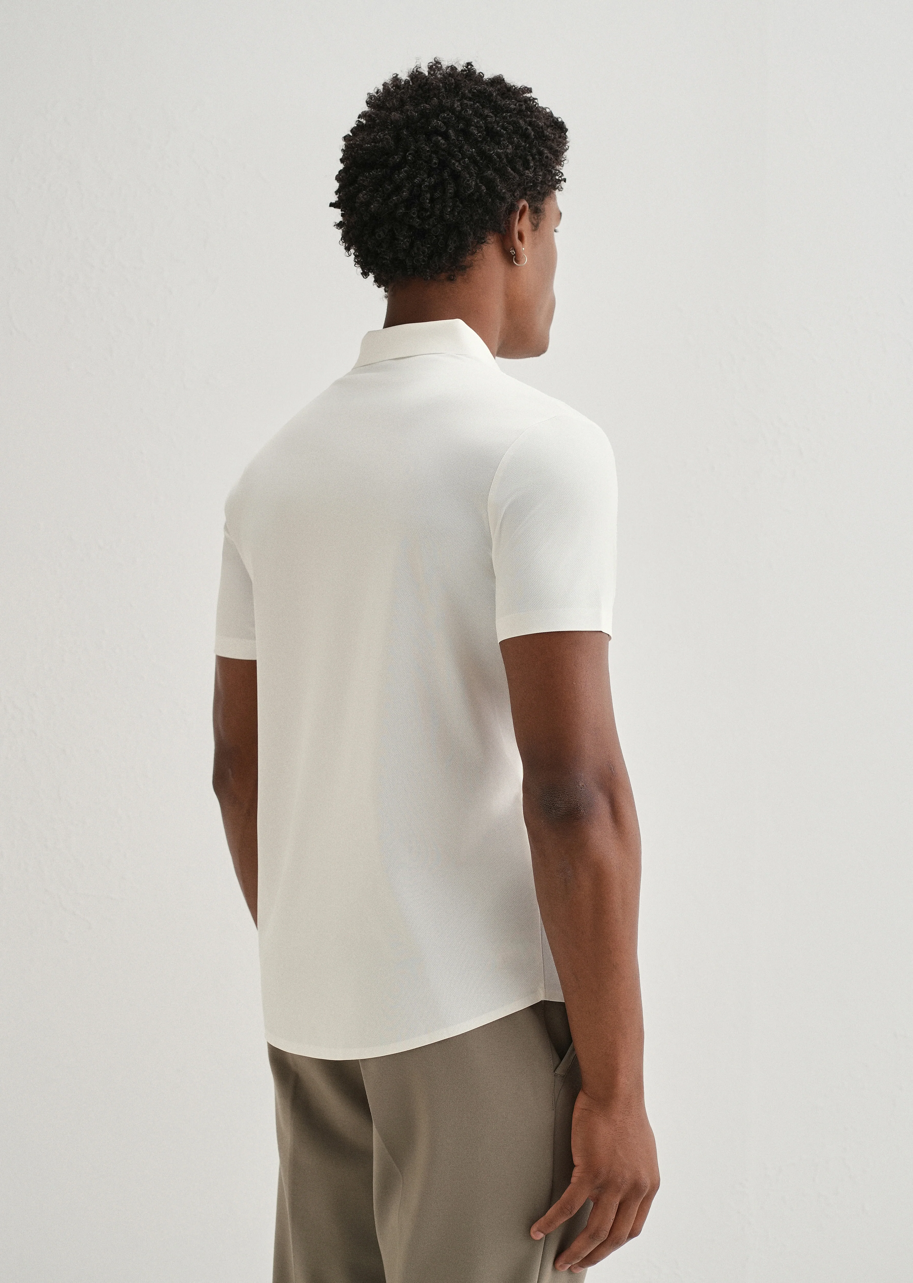 White Stitchless Half Sleeve Shirt - Image 2
