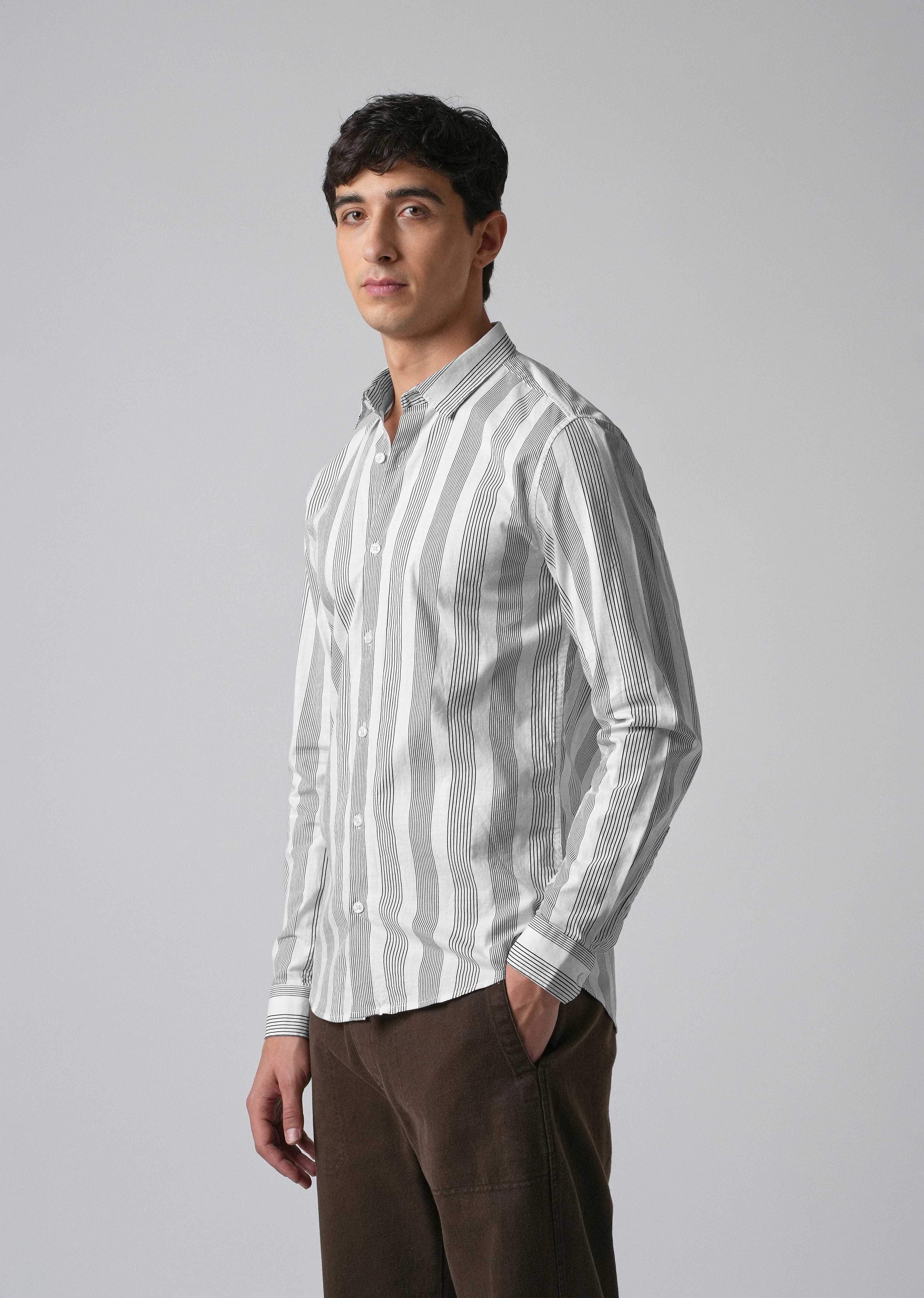 White Vertical Pin Stripe Cotton/Linen Shirt - Image 4