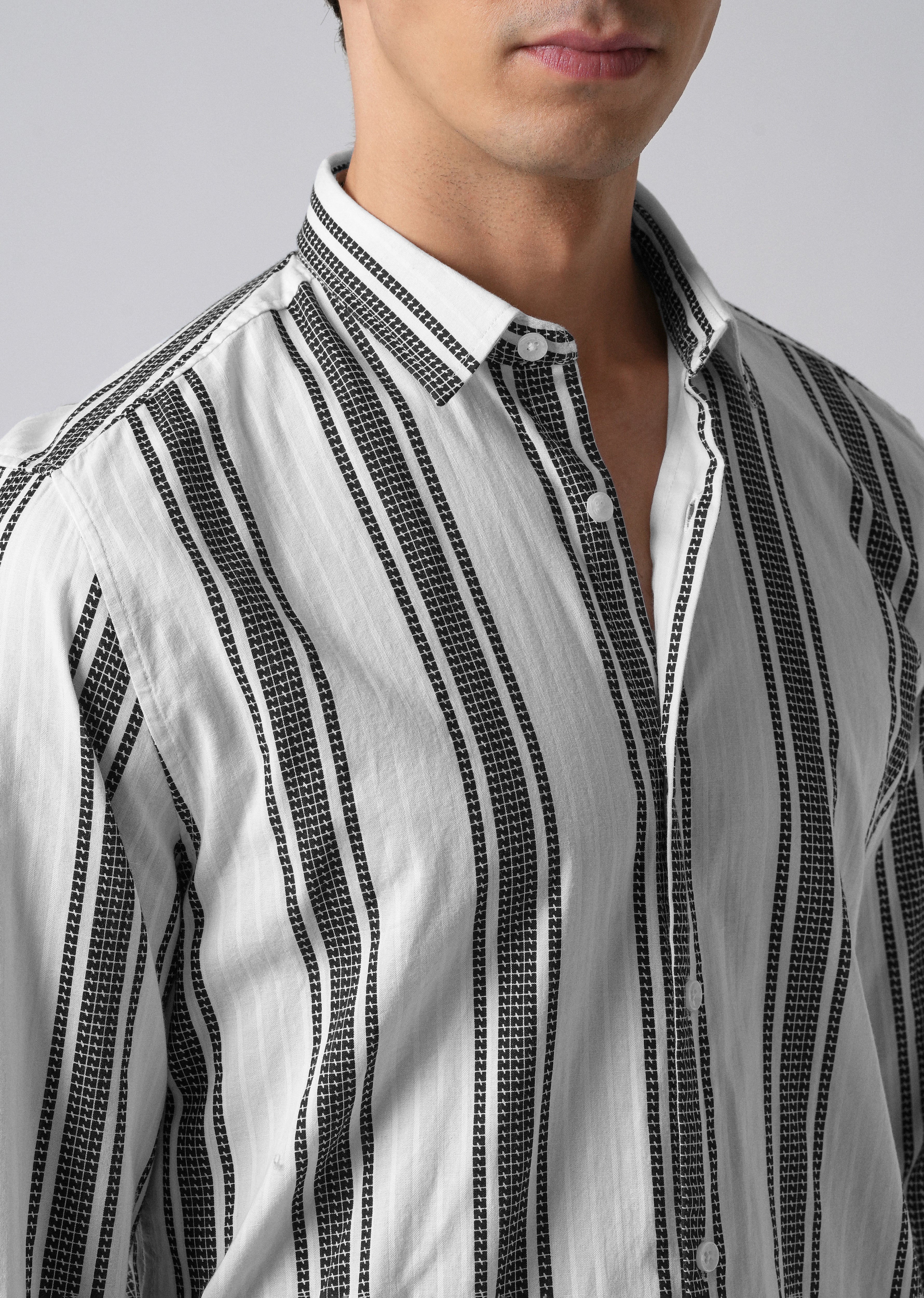 White Vertical Stripe Cotton/Linen Shirt - Image 5