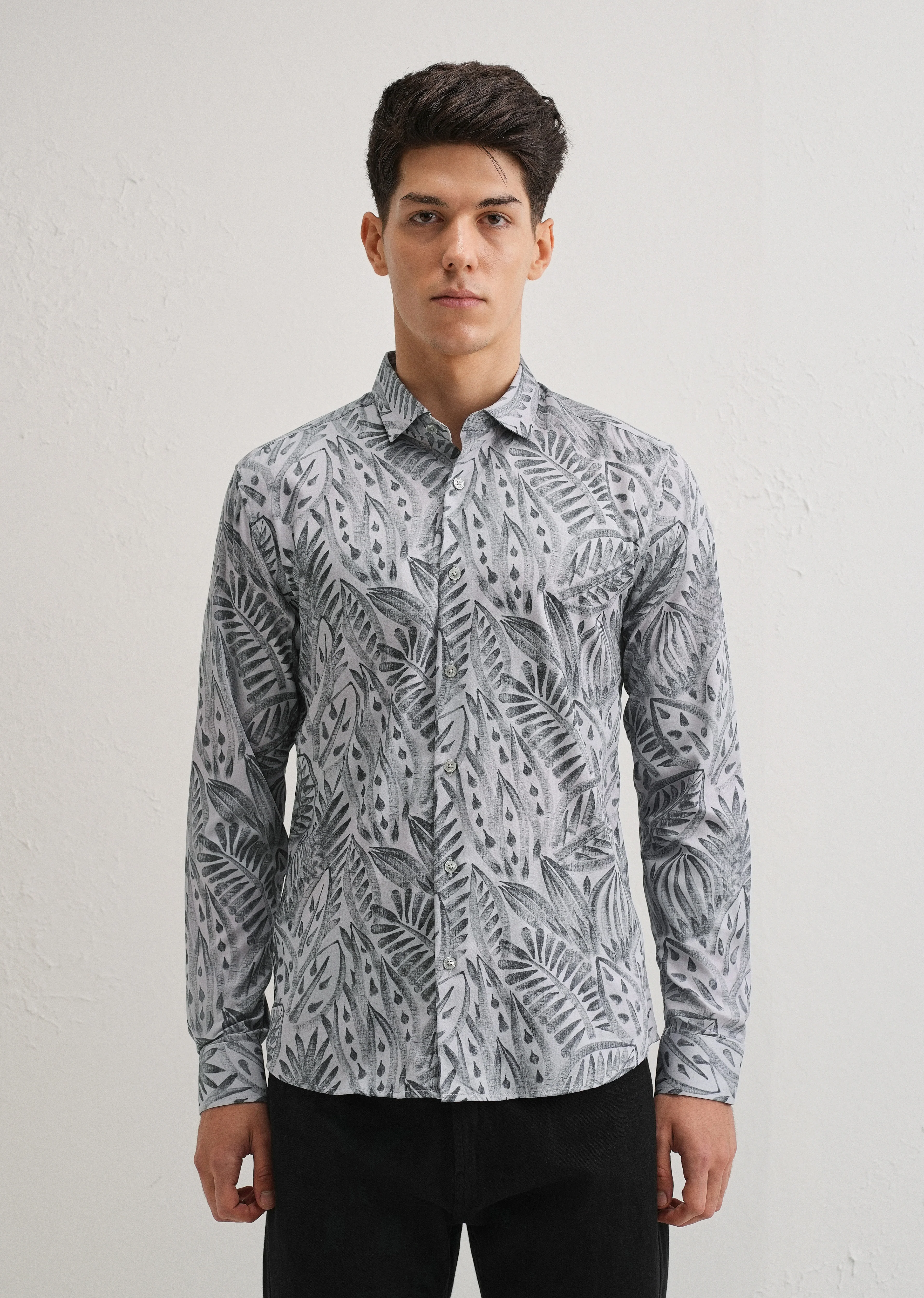 Wildleaf Printed shirt - Image 3