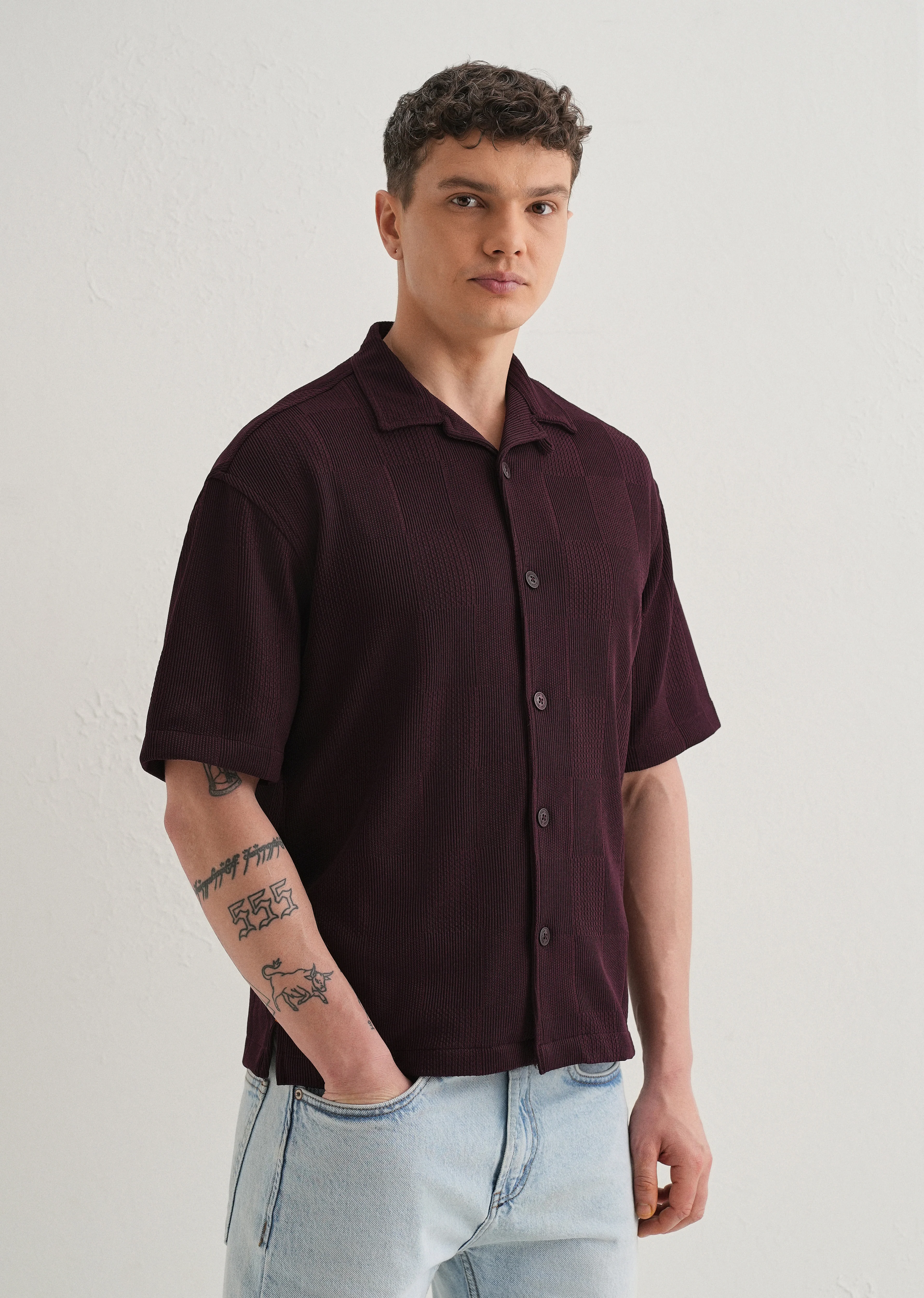 Wine Textured Check Knit Shirt - Image 4