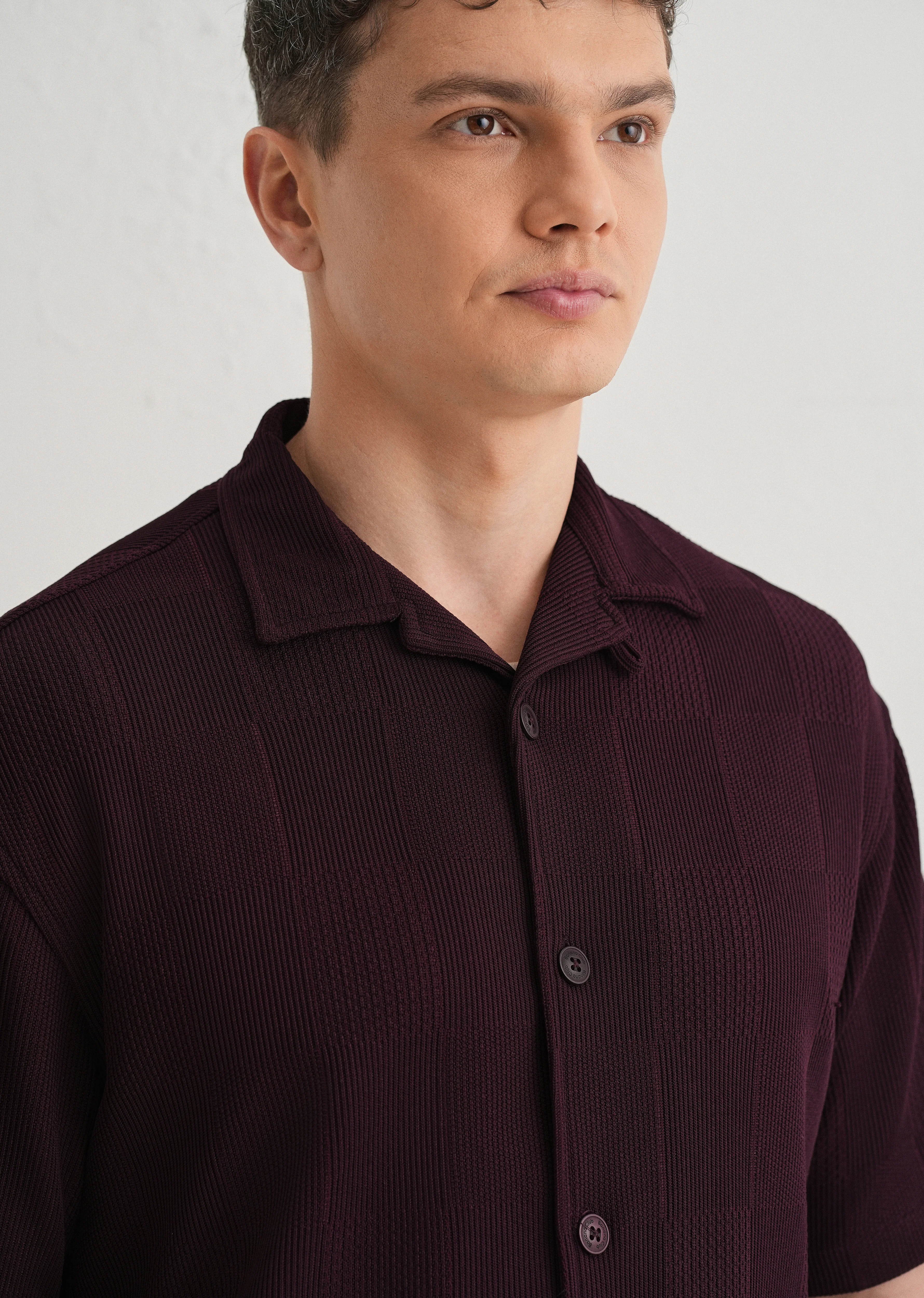 Wine Textured Check Knit Shirt - Image 5