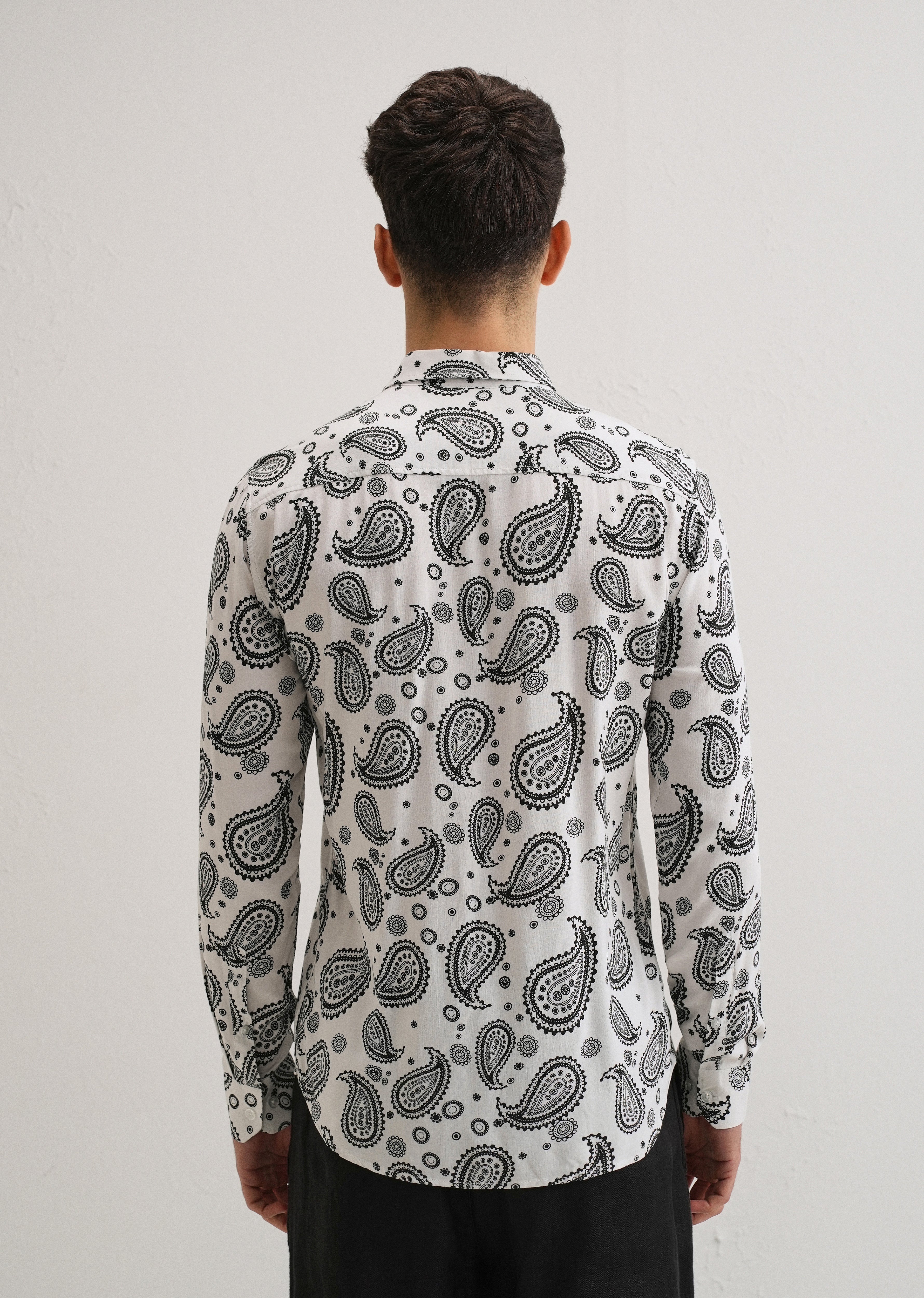 Zubolo Paisley Print Shirt - Image 2